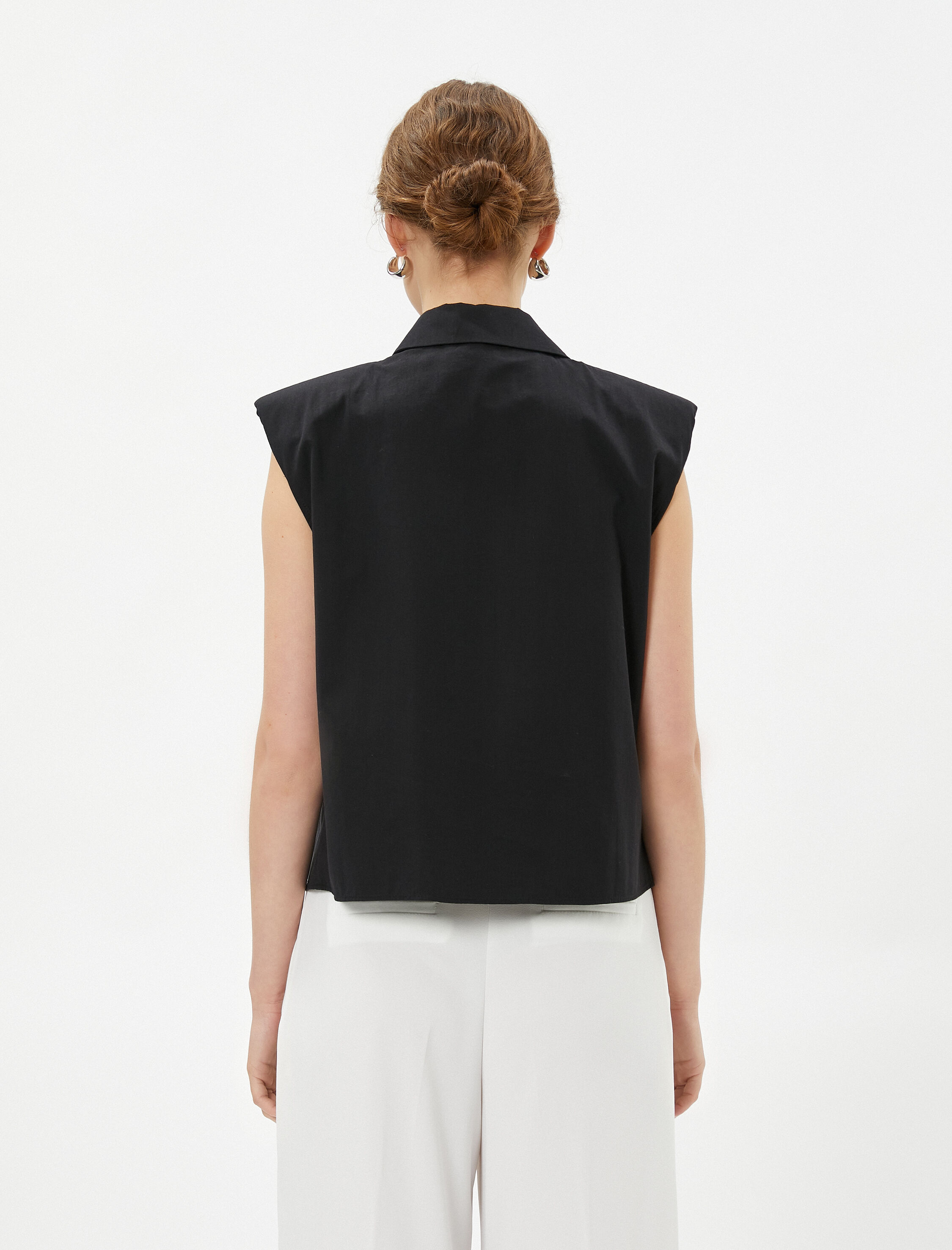   Vatkalı Gömlek Kolsuz Gizli Düğmeli