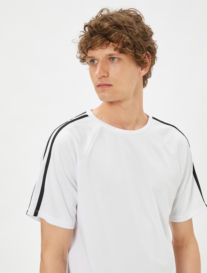  Spor Tişört Şerit Baskılı Bisiklet Yaka Reglan Kol