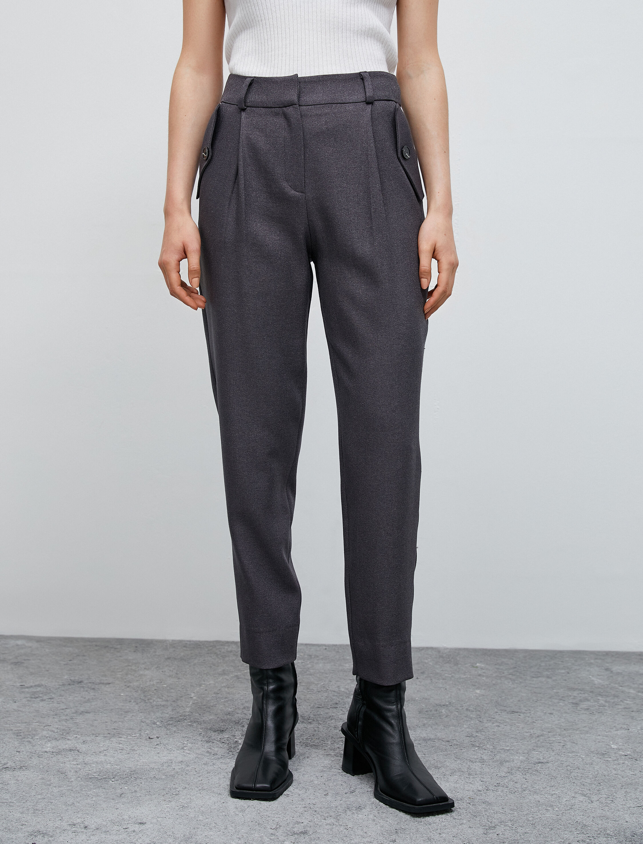   Havuç Pantolon Pileli Cep Detaylı