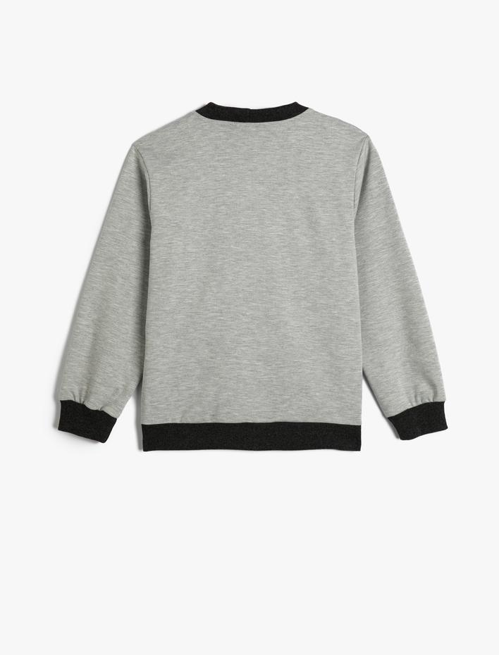 Erkek Çocuk Kolej Hırka Düğmeli V Yaka İşleme Detaylı