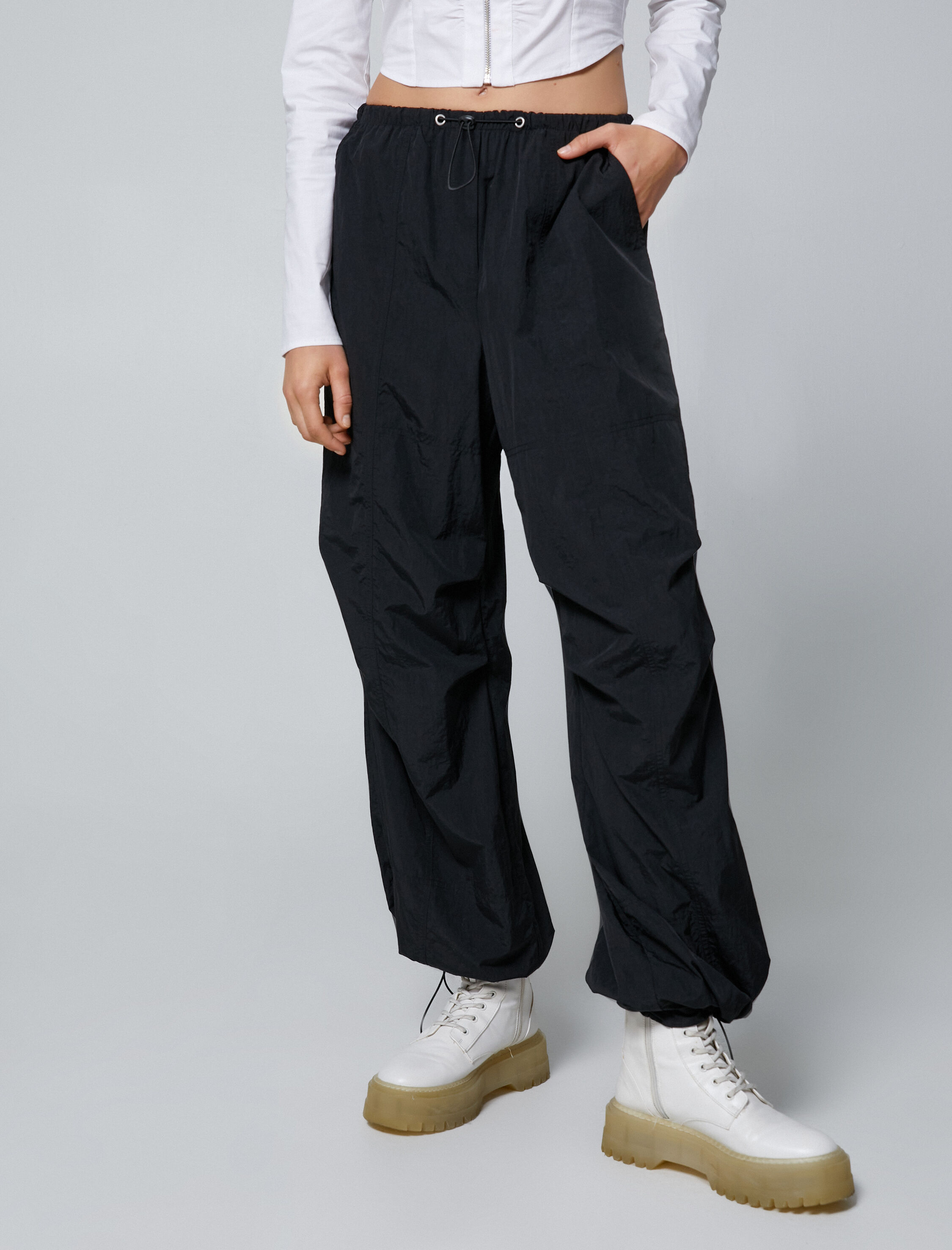   Paraşüt Pantolon Beli ve Paçası Lastikli Stoperli