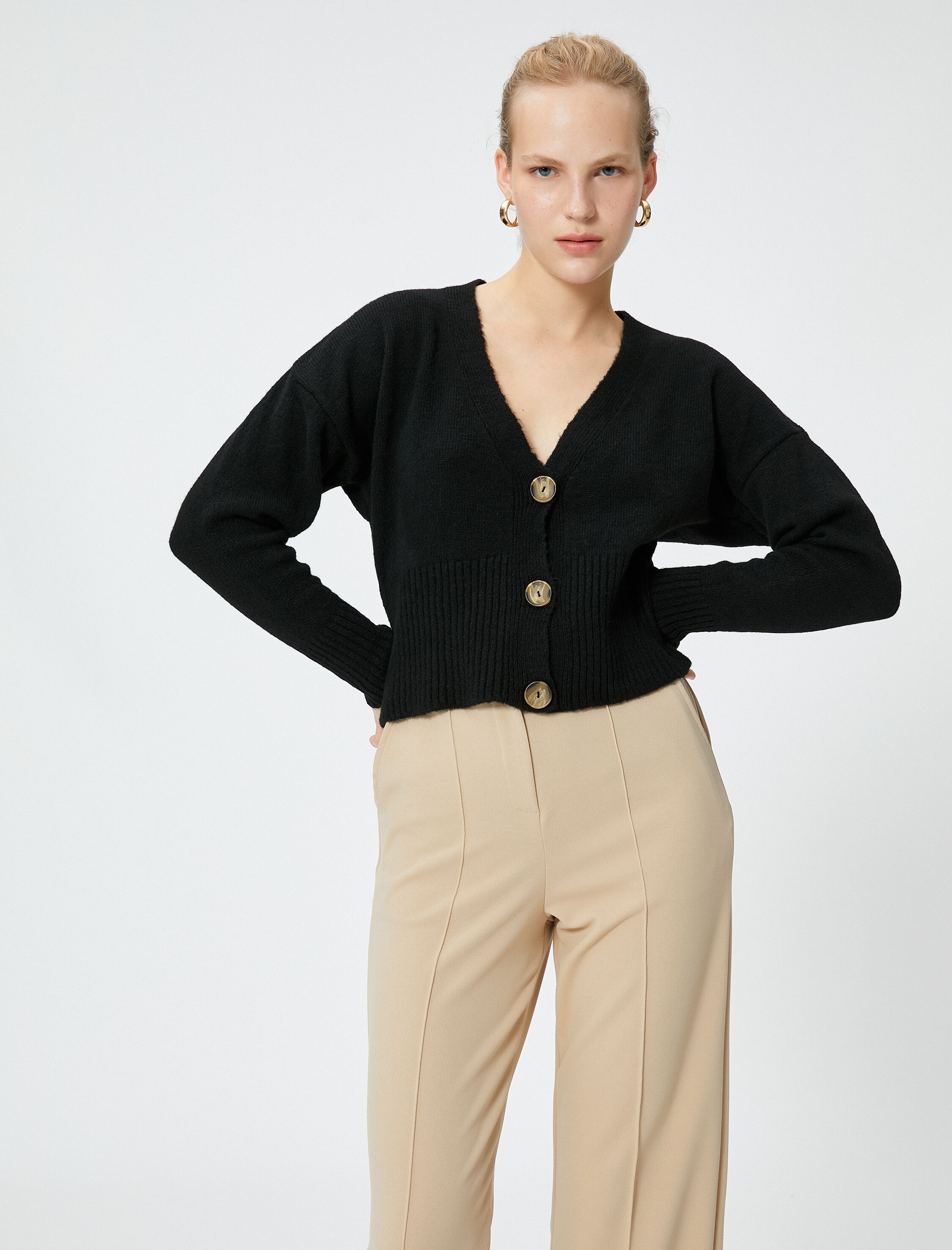   Crop Hırka Düğmeli V Yaka