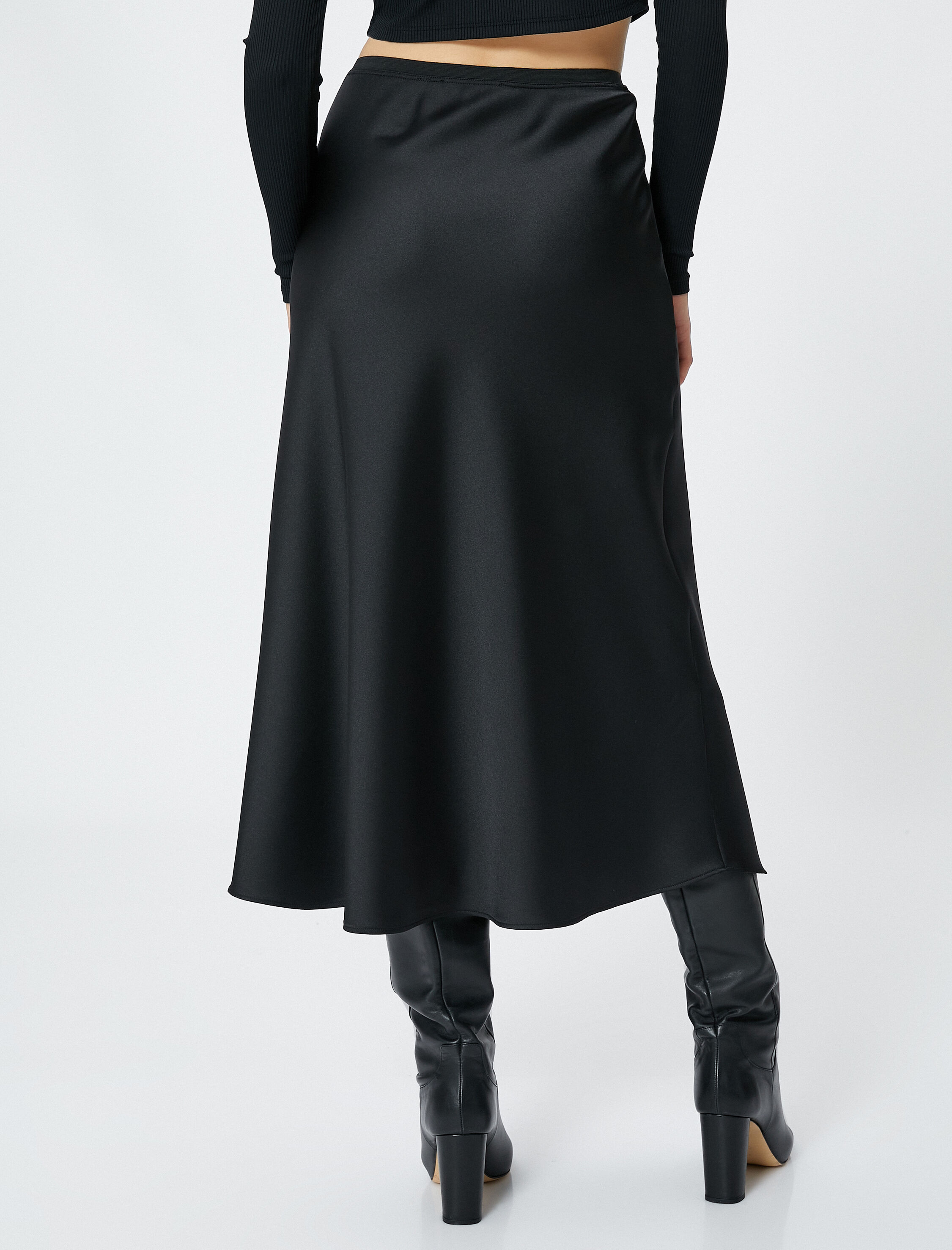   Saten Midi Kloş Etek