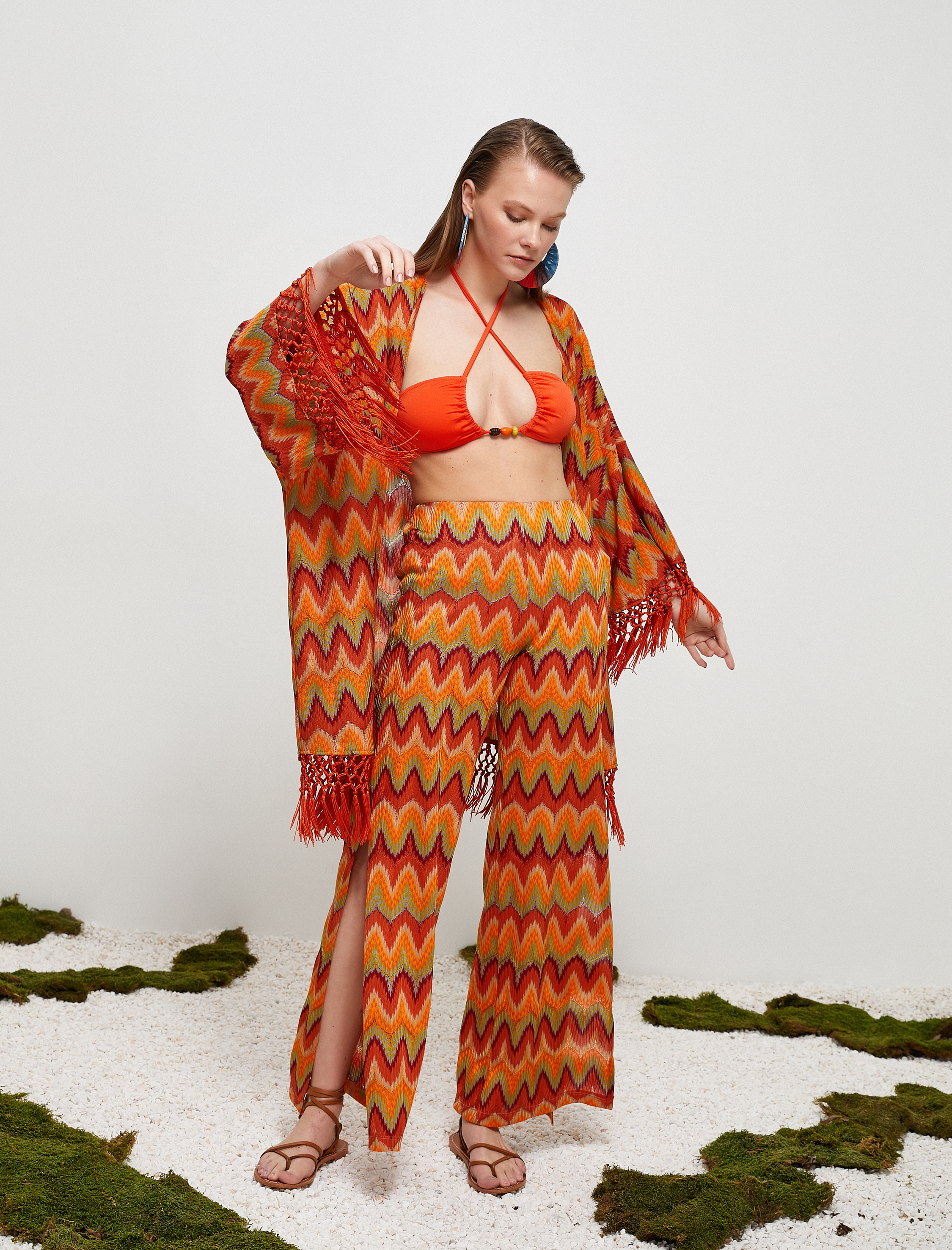   Koton X Şahika Ercümen - Oversize Kroşe Püsküllü Hırka