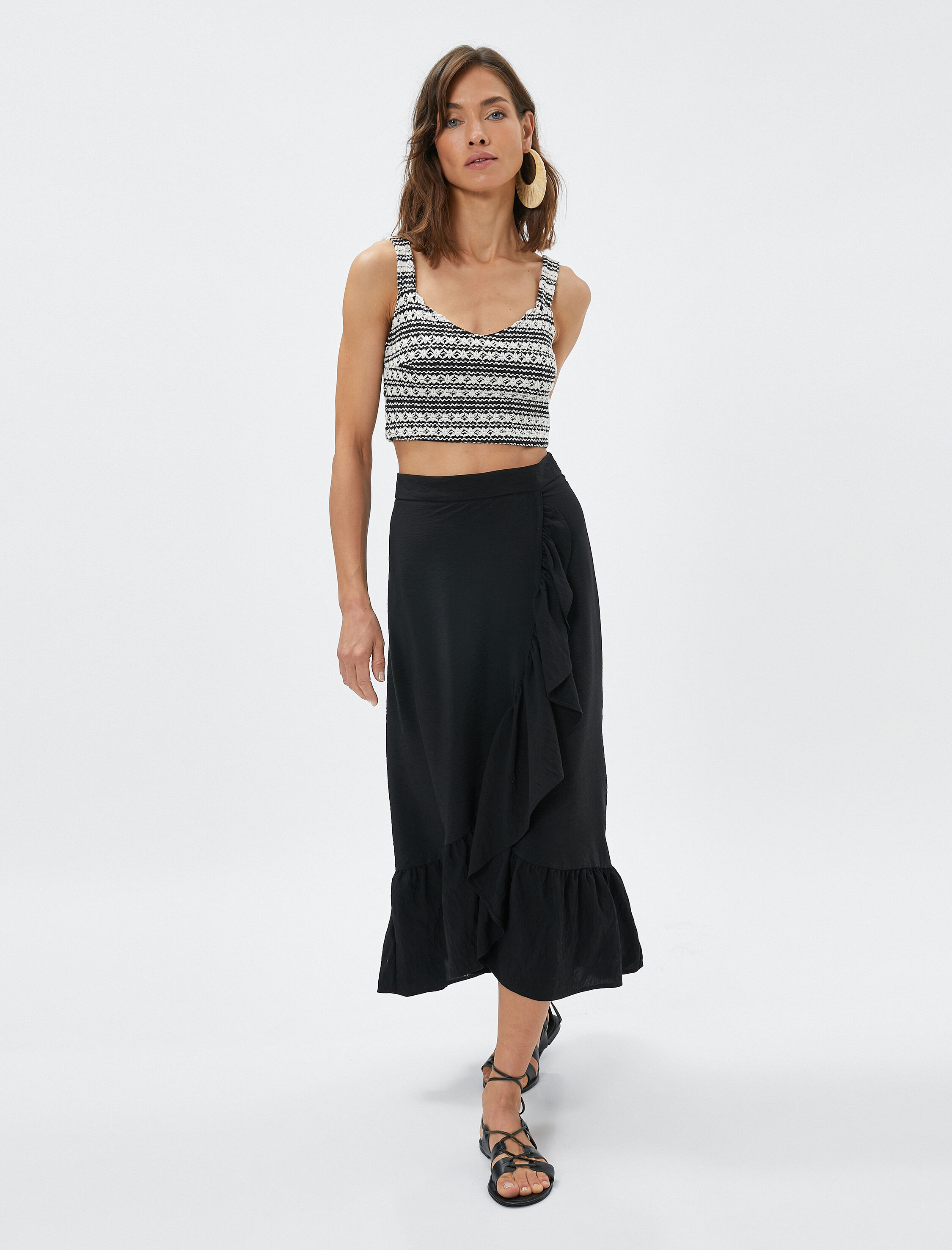   Melis Ağazat X Koton - Fırfırlı Asimetrik Midi Etek