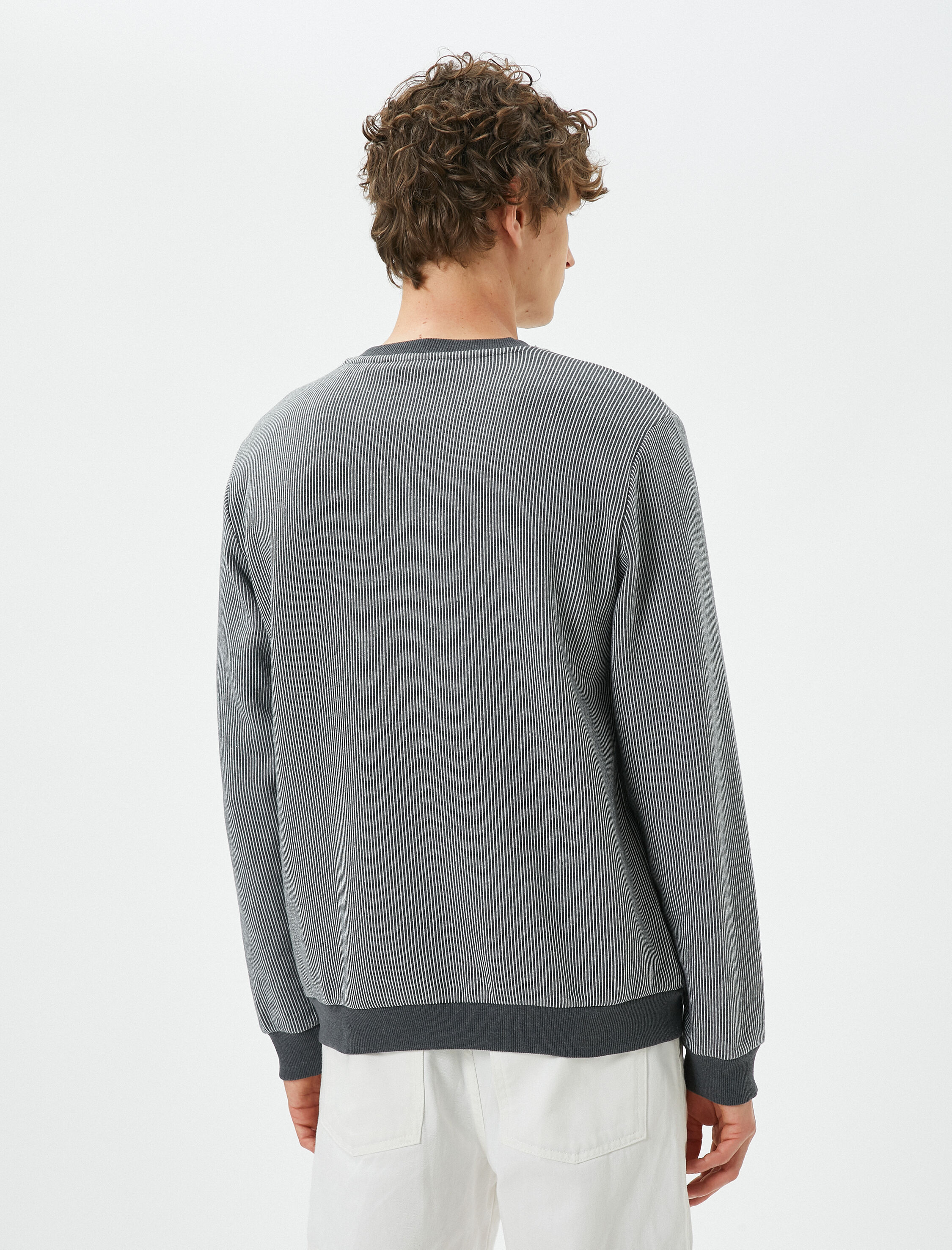   Çizgili Kazak Etiket Baskılı Bisiklet Yaka Uzun Kollu