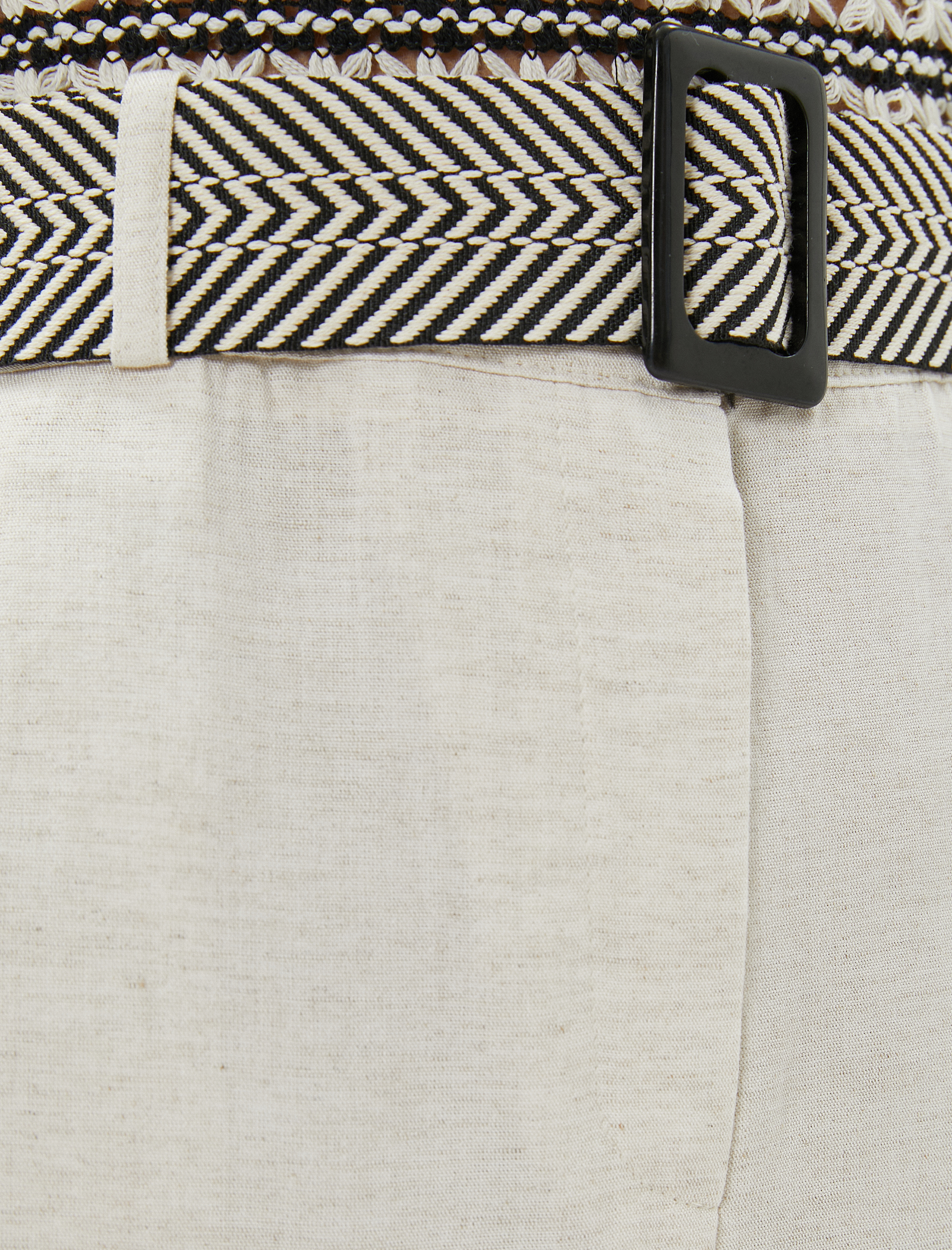   Melis Ağazat X Koton - Kemerli Keten Şort