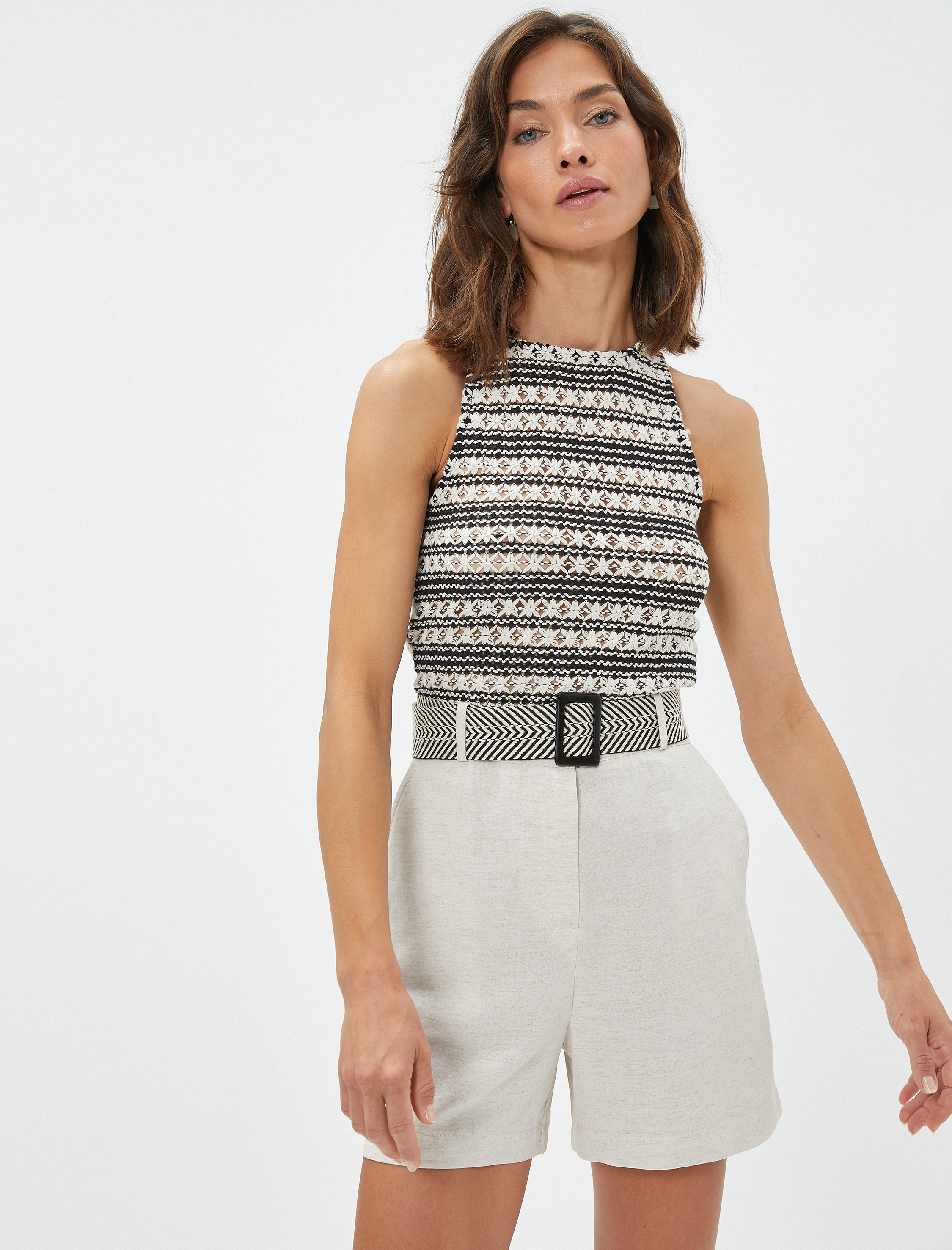   Melis Ağazat X Koton - Kemerli Keten Şort