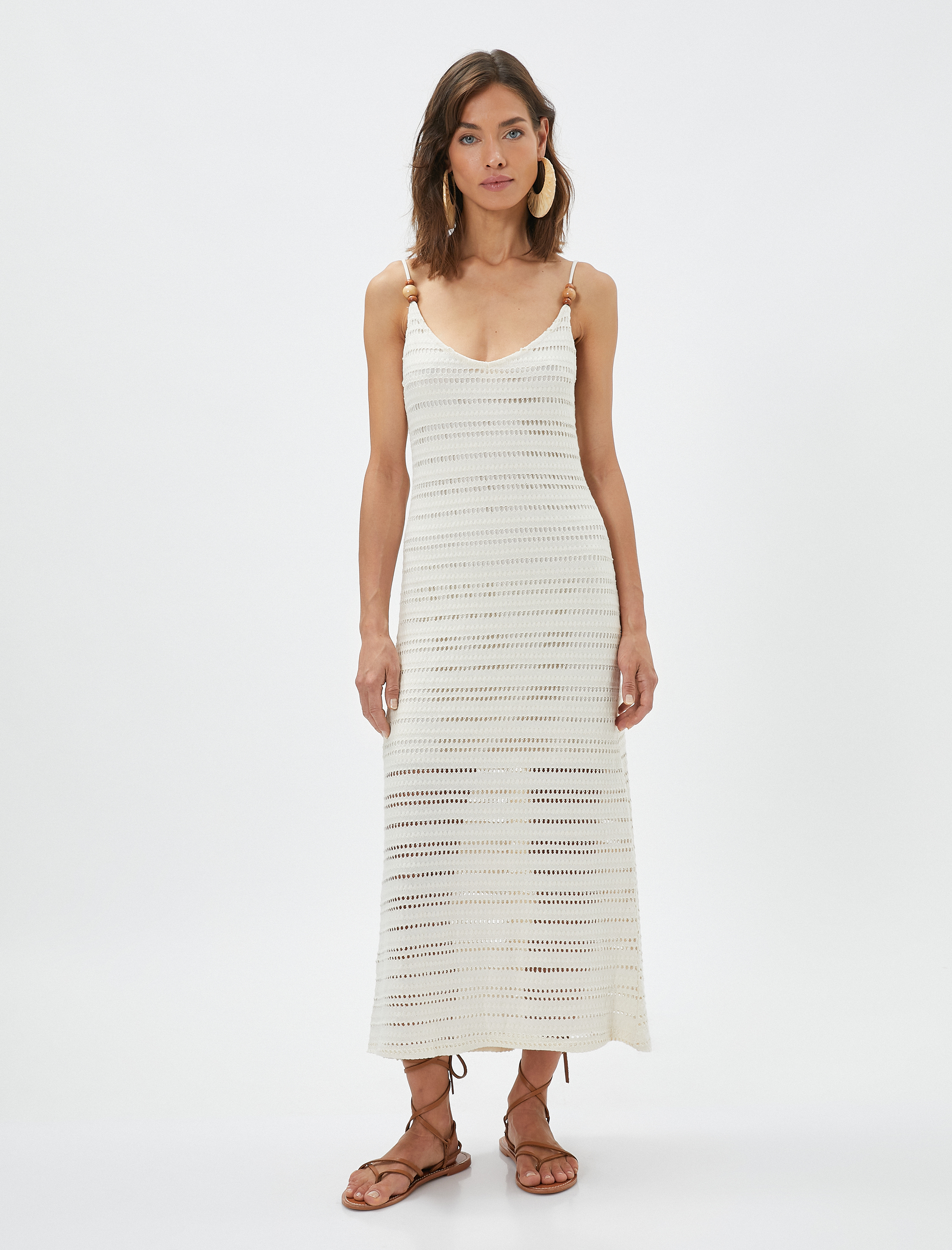   Melis Ağazat X Koton - Askılı Boncuk Detaylı Kroşe Uzun Elbise