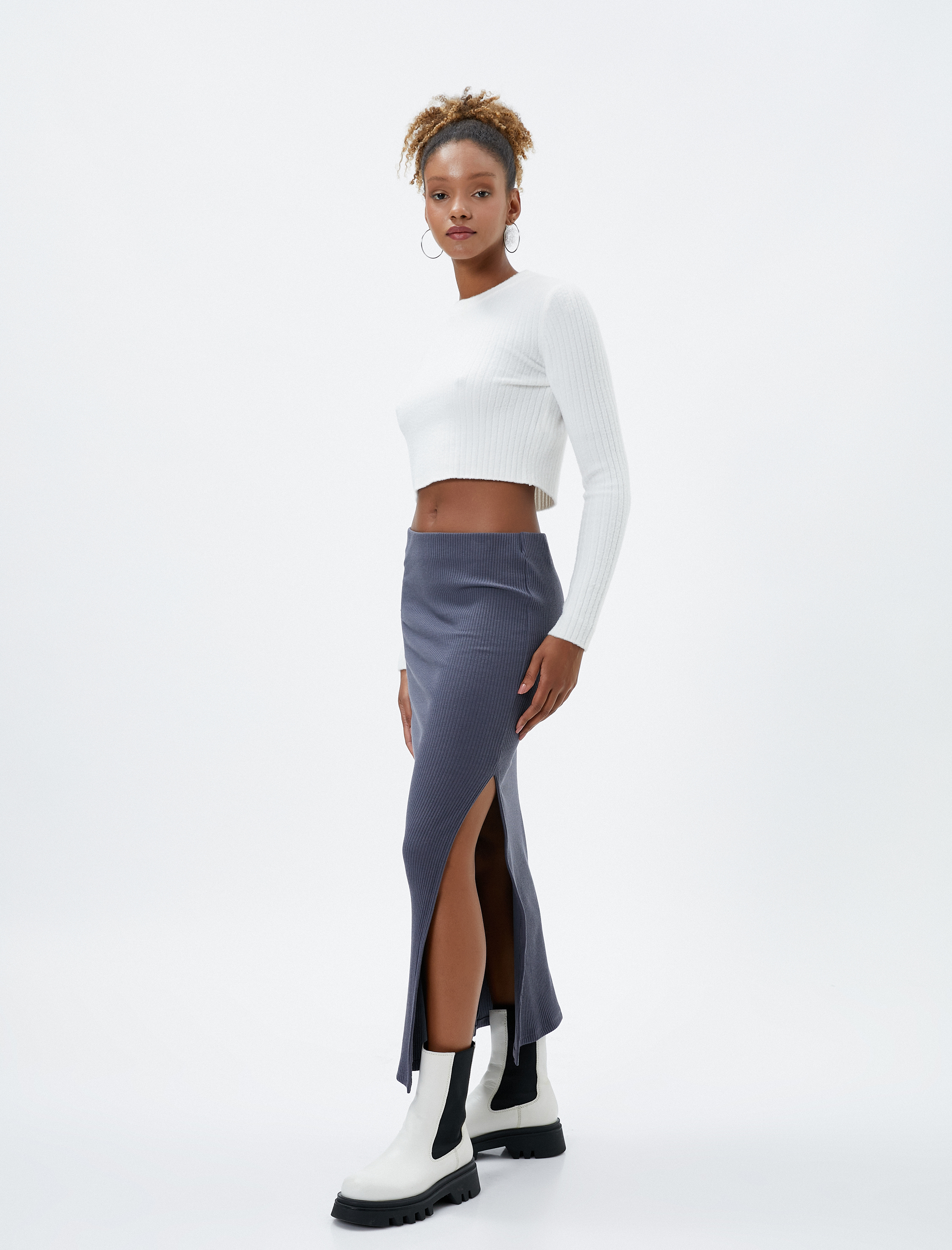   Uzun Maksi Etek Yırtmaçlı Ribanalı