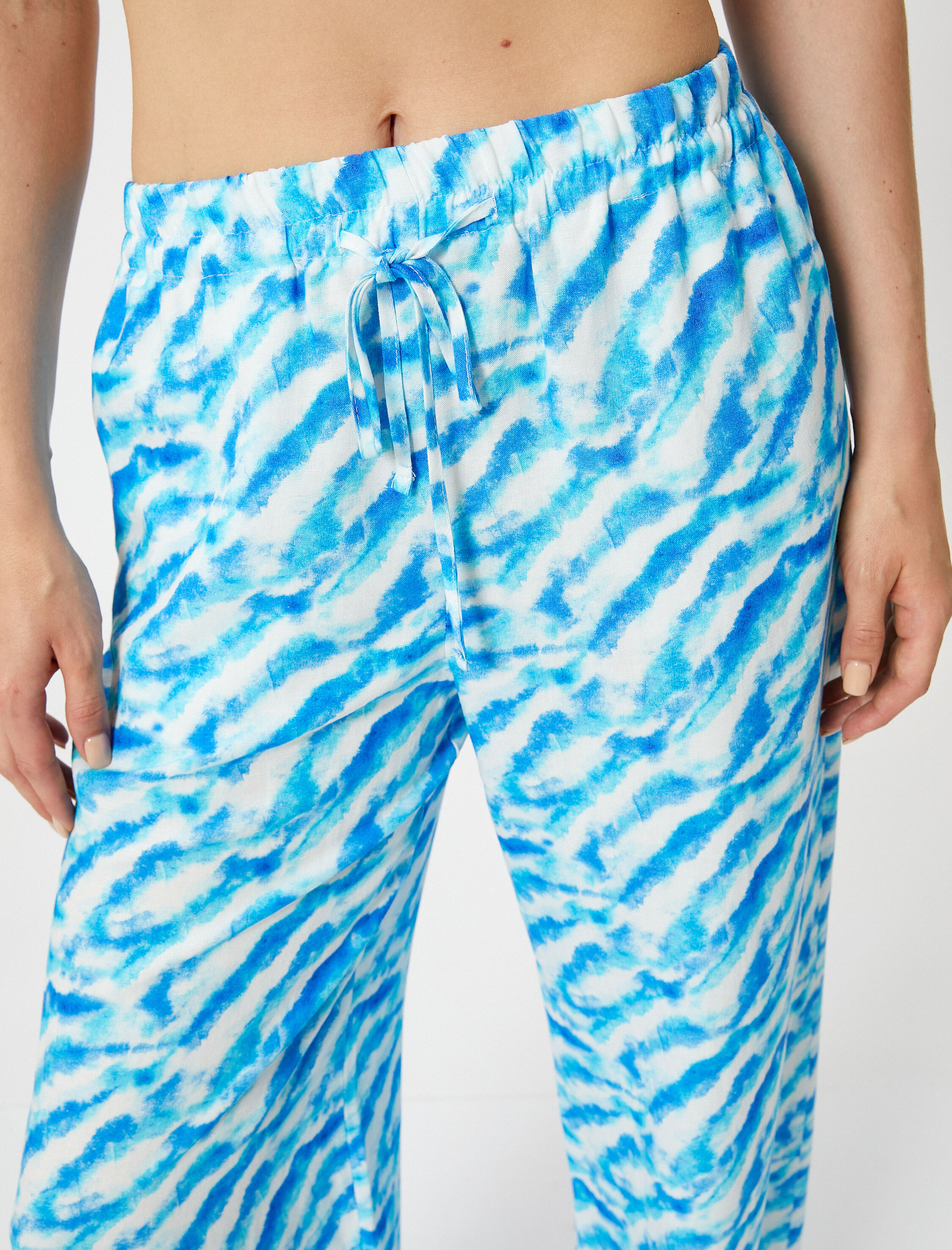   Koton X Şahika Ercümen - Keten Karışımlı Bol Paça Pantolon Cepli Soyut Desenli