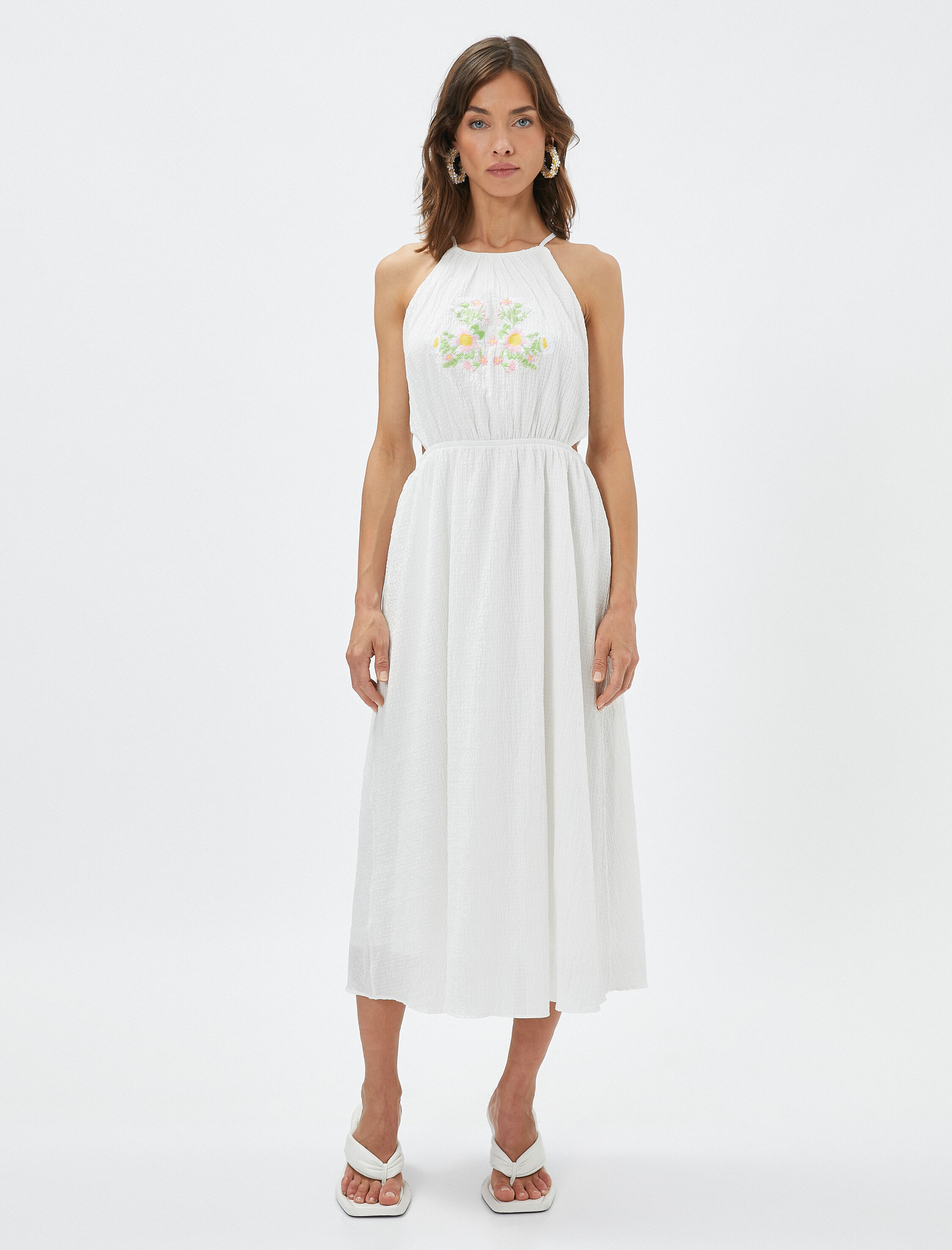 Uzun Elbise Halter Yaka Pencere Detaylı Astarlı