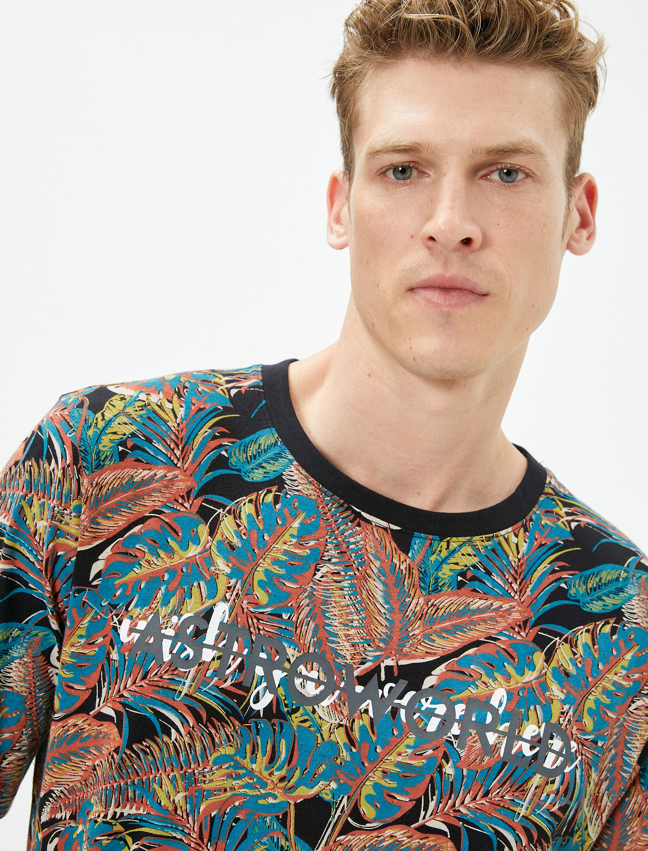   Slogan Baskılı Tişört Yaprak Detaylı Bisiklet Yaka Pamuklu