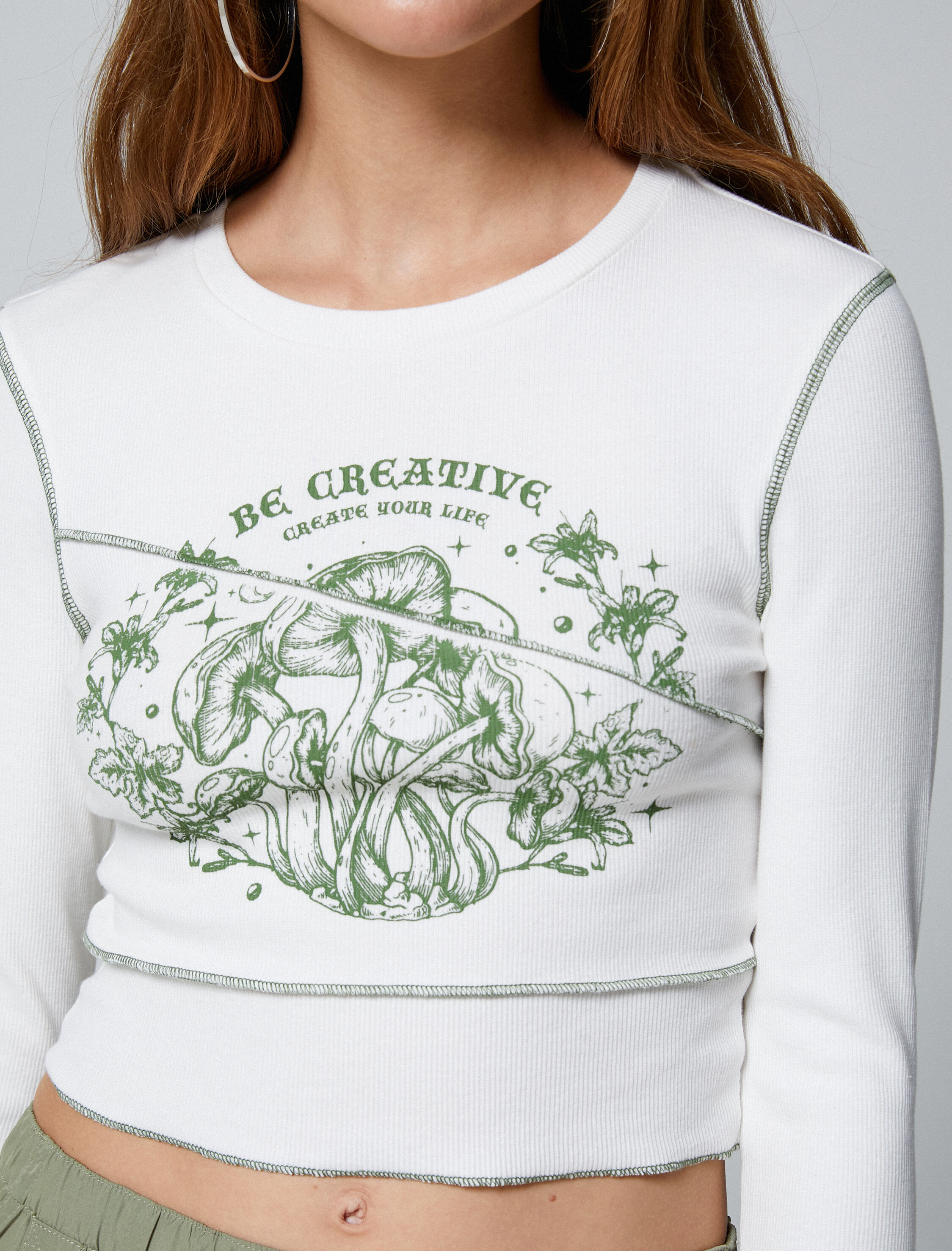   Crop Tişört Uzun Kollu Slogan Baskılı Bisiklet Yaka Dikiş Detaylı