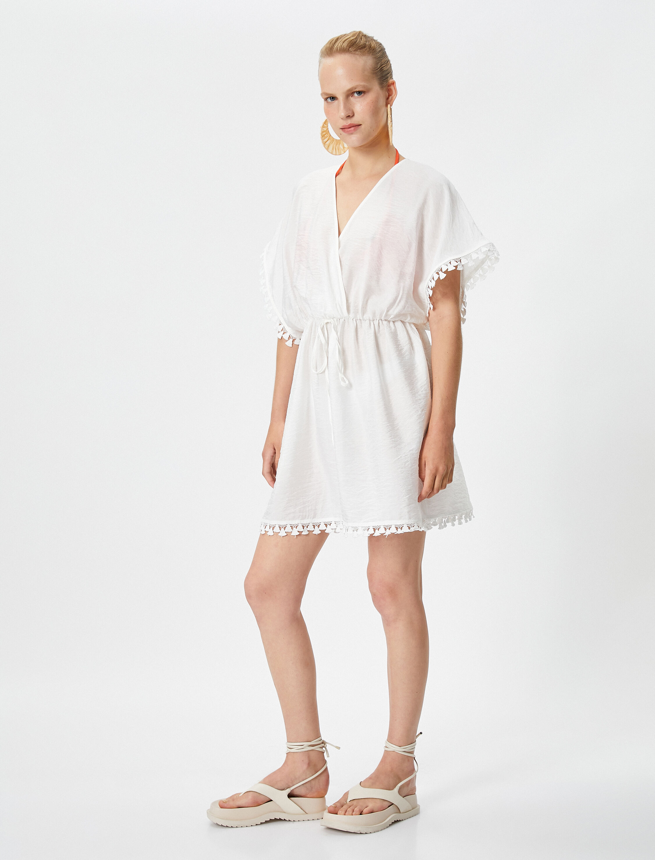   Koton X Şahika Ercümen - Beli Bağlama Detaylı Mini Viskon Elbise