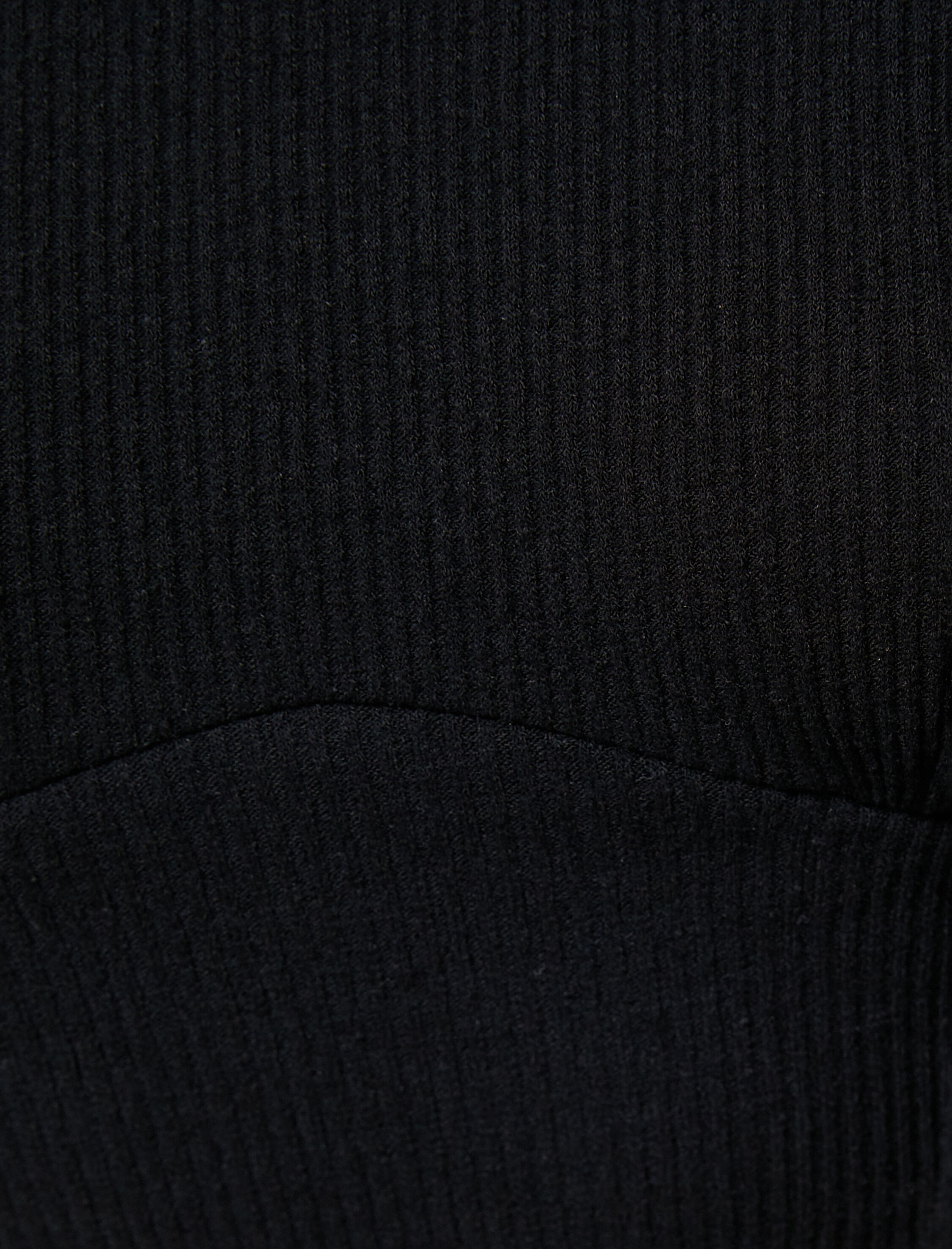   Crop Tişört Uzun Kollu Zincir Kelebek Detaylı Bisiklet Yaka