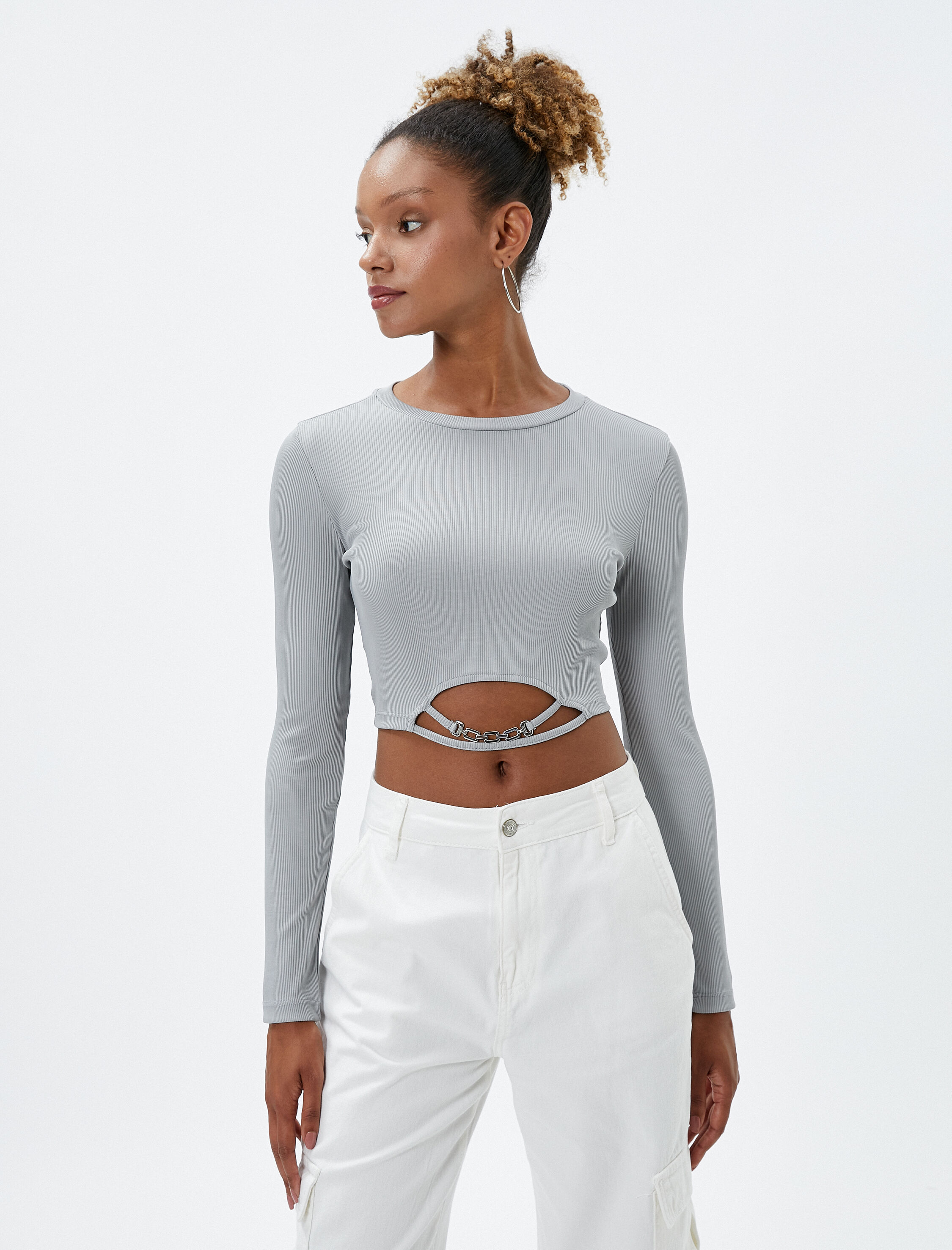   Uzun Kollu Tişört Crop Bisiklet Yaka Metal Aksesuarlı