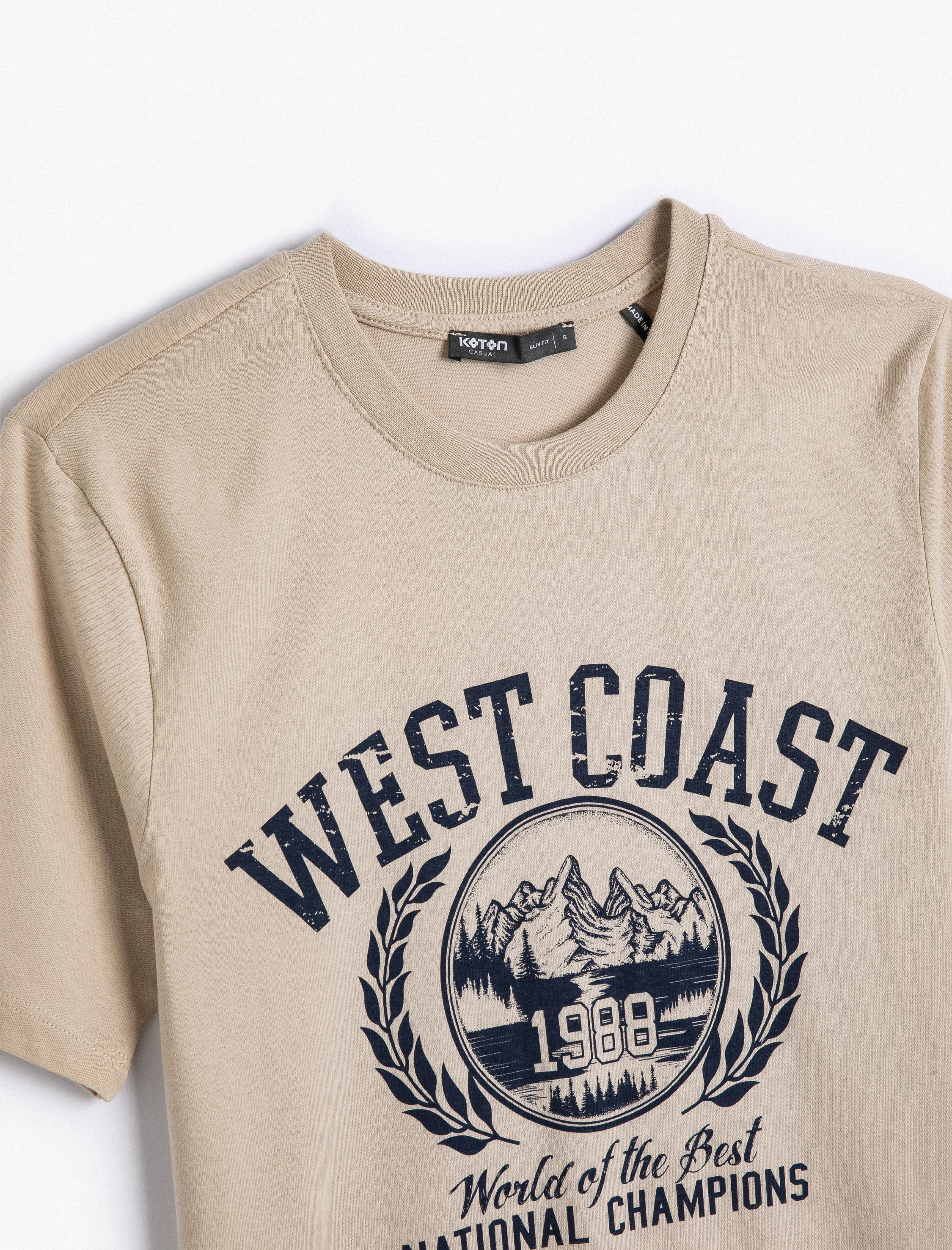   Kolej Baskılı Tişört Bisiklet Yaka Kısa Kollu Pamuklu