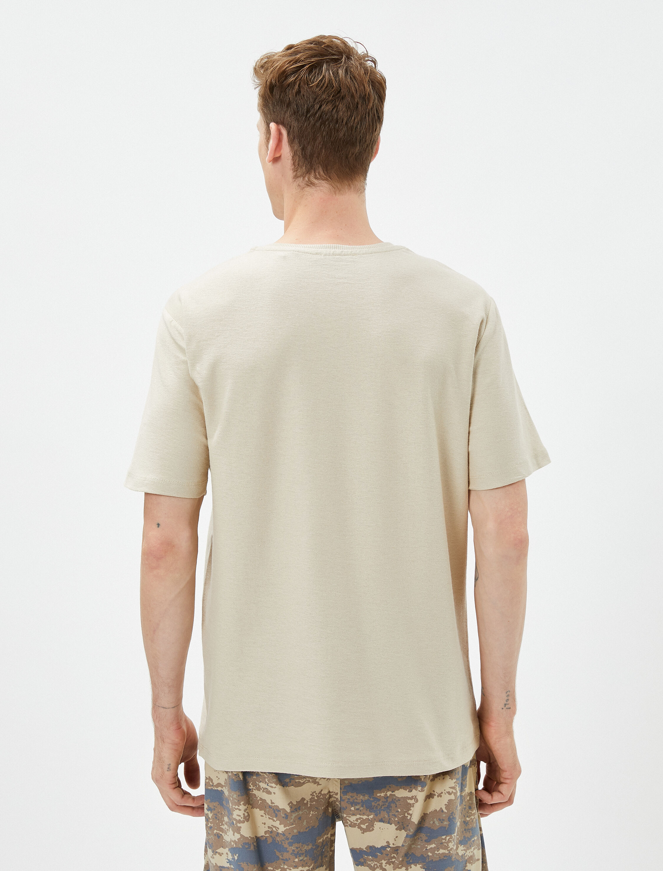   Basic Tişört Cep Detaylı Bisiklet Yaka Kısa Kollu Pamuklu