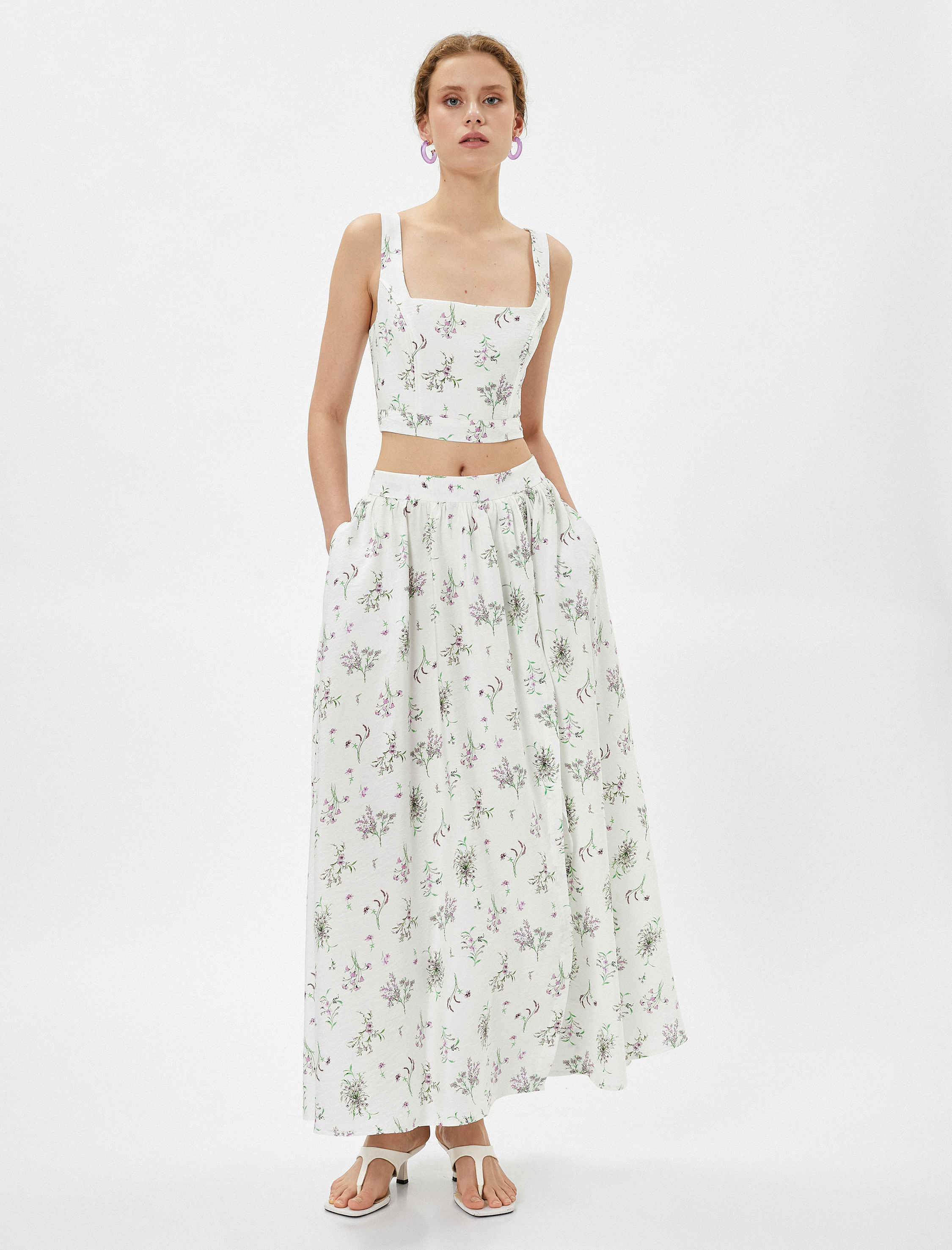 Tuba Ünsal X Koton - Askılı Çiçekli Korse Büstiyer