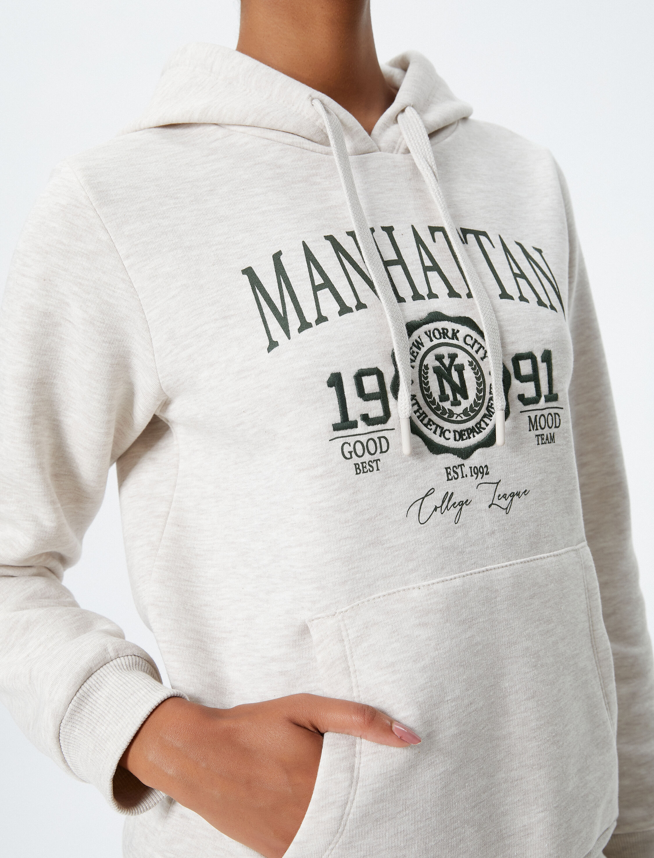   Şardonlu Kolej Kapşonlu Sweatshirt Kanguru Cepli Rahat Kesim