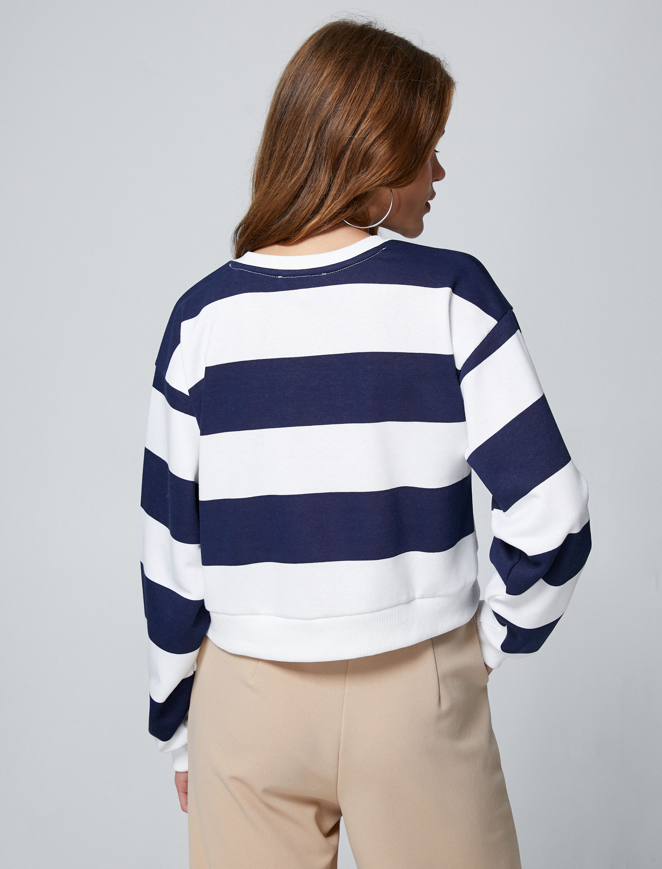   Kolej Sweatshirt Bisiklet Yaka Slogan İşlemeli