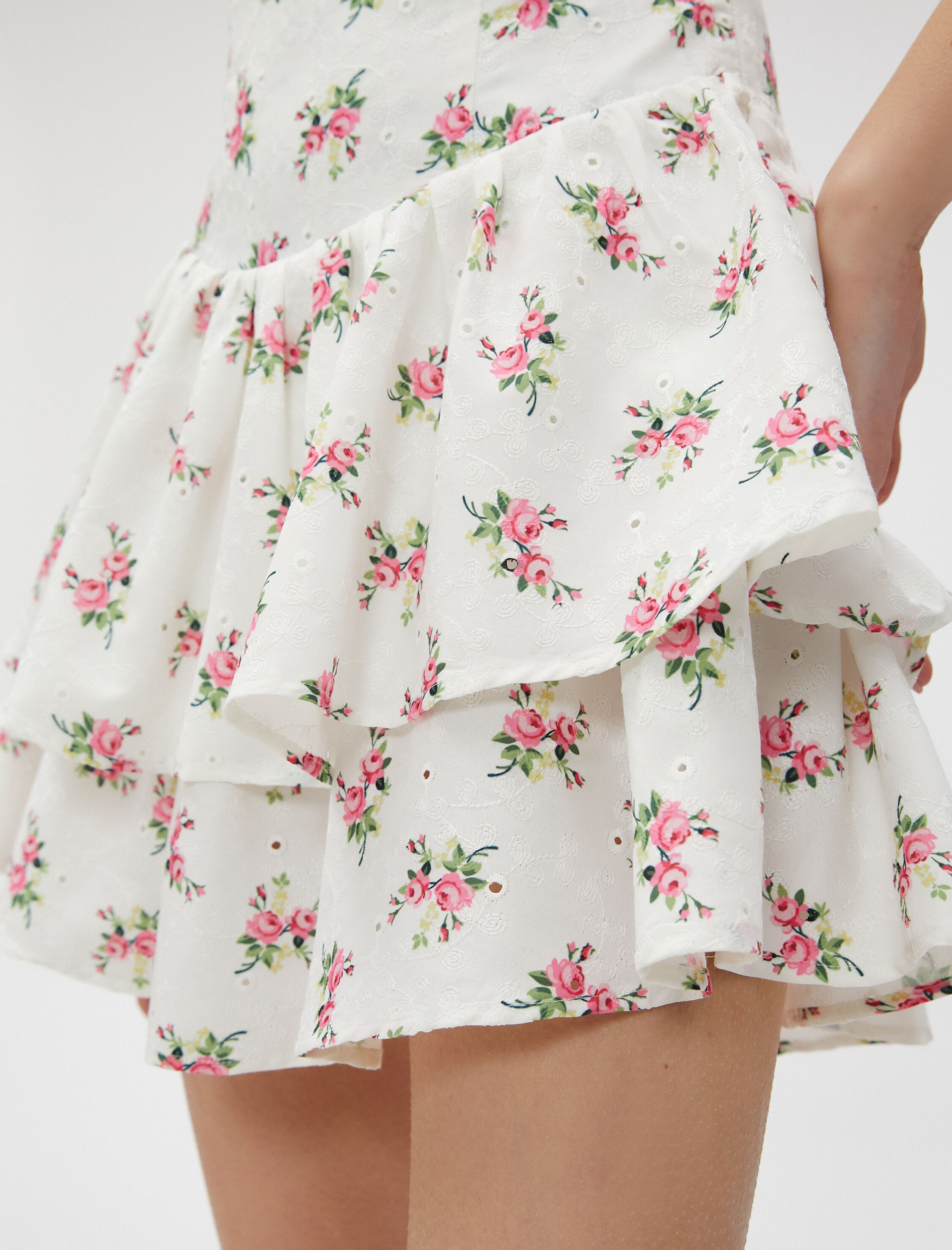   Fistolu Mini Etek Çiçekli Volanlı Katlı İşlemeli Gipeli