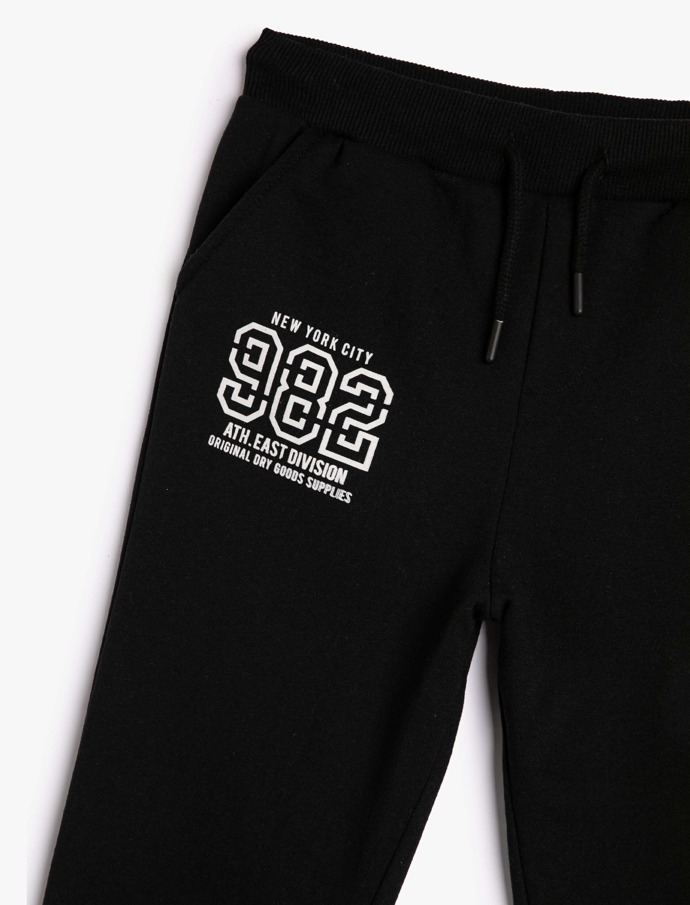  Erkek Çocuk Jogger Eşofman Altı Beli Bağlamalı Cepli Şardonlu Baskılı