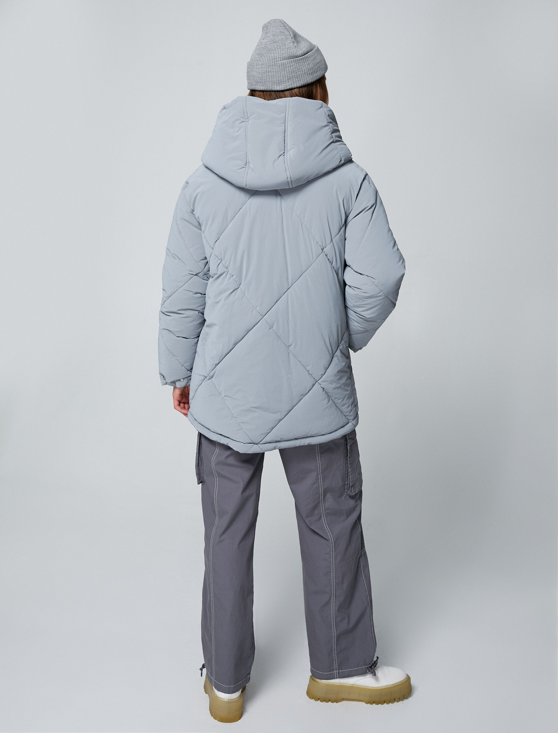   Oversize Şişme Mont Kapüşonlu Kapitoneli Cep Detaylı