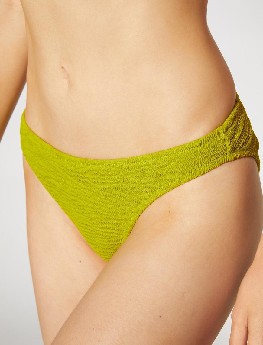   Dokulu Bikini Altı Normal Bel