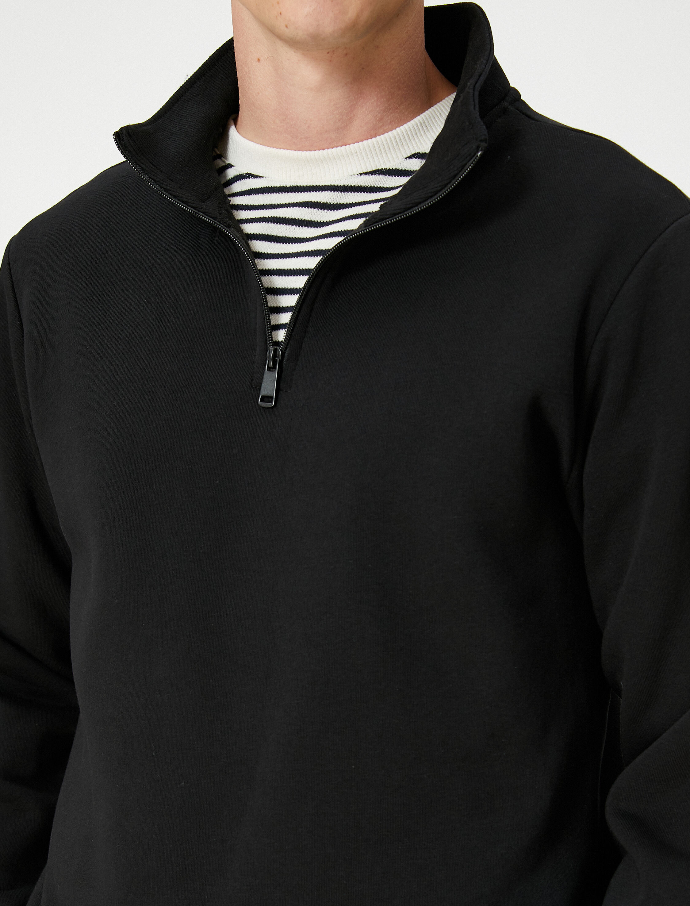   Yarım Fermuarlı Sweatshirt Dik Yaka Uzun Kollu Şardonlu