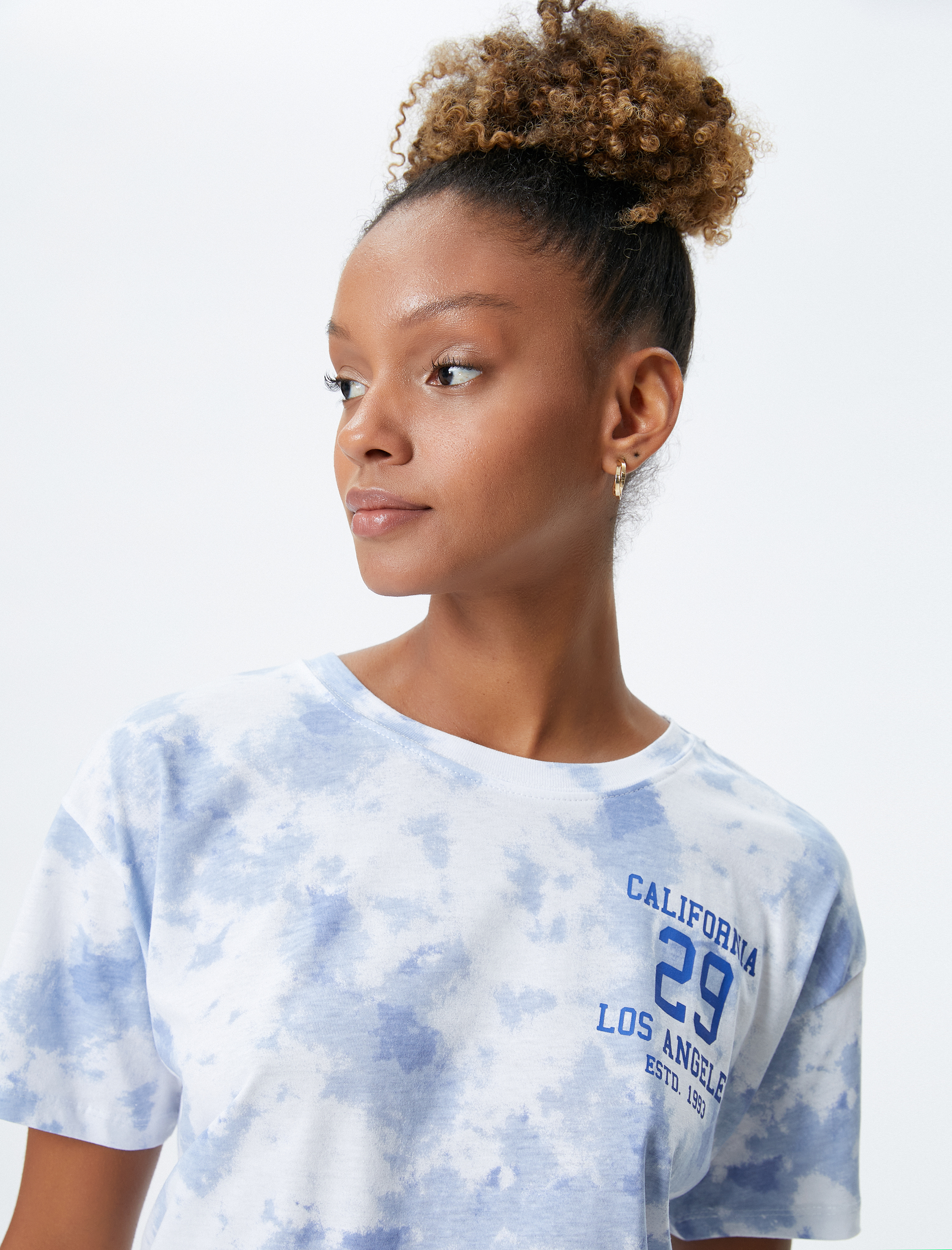   Kolej Tişört Baskılı Batik Görünümlü Bisiklet Yaka Pamuklu