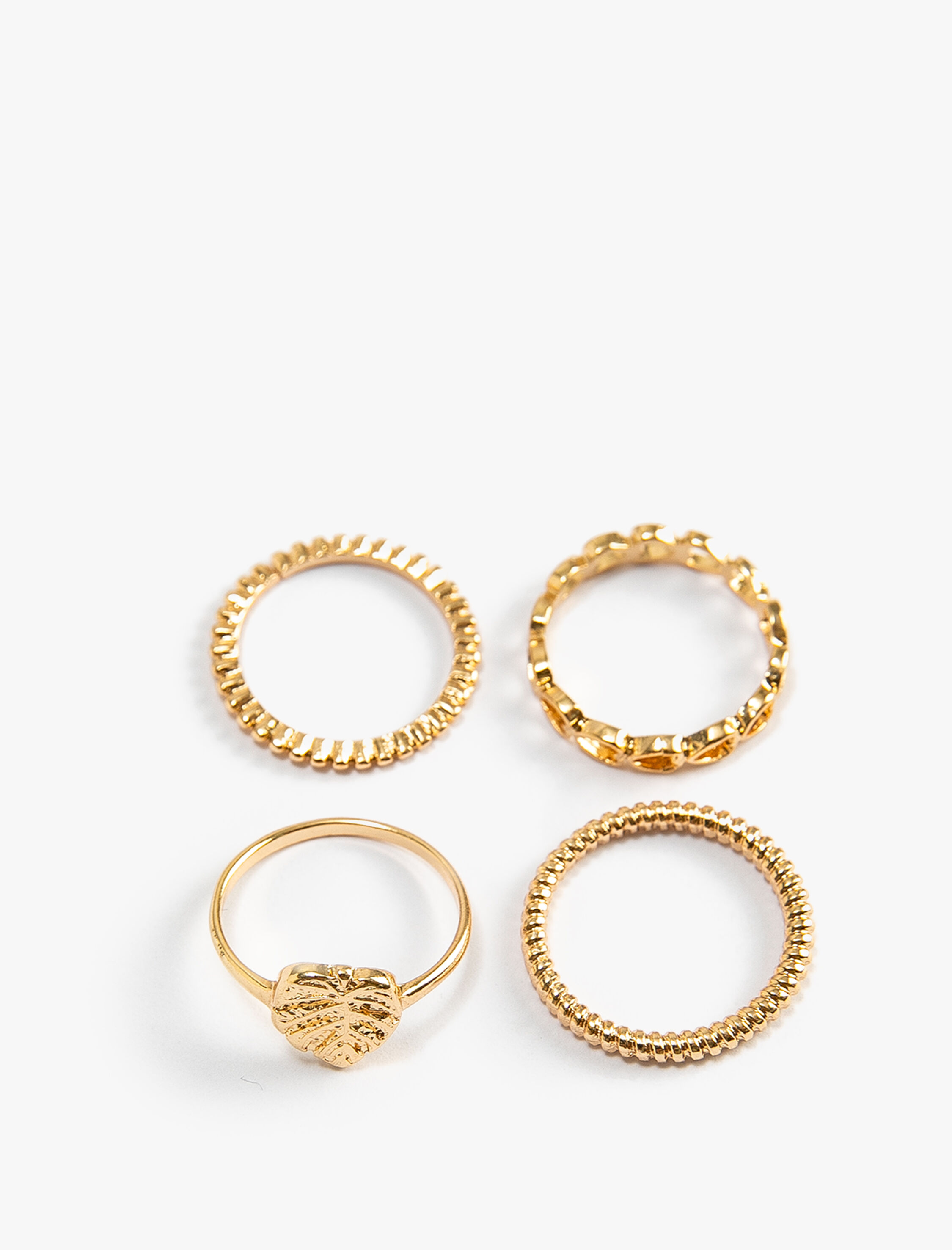  Kadın Yüzük Seti 4'lü Metal İnce Dokulu