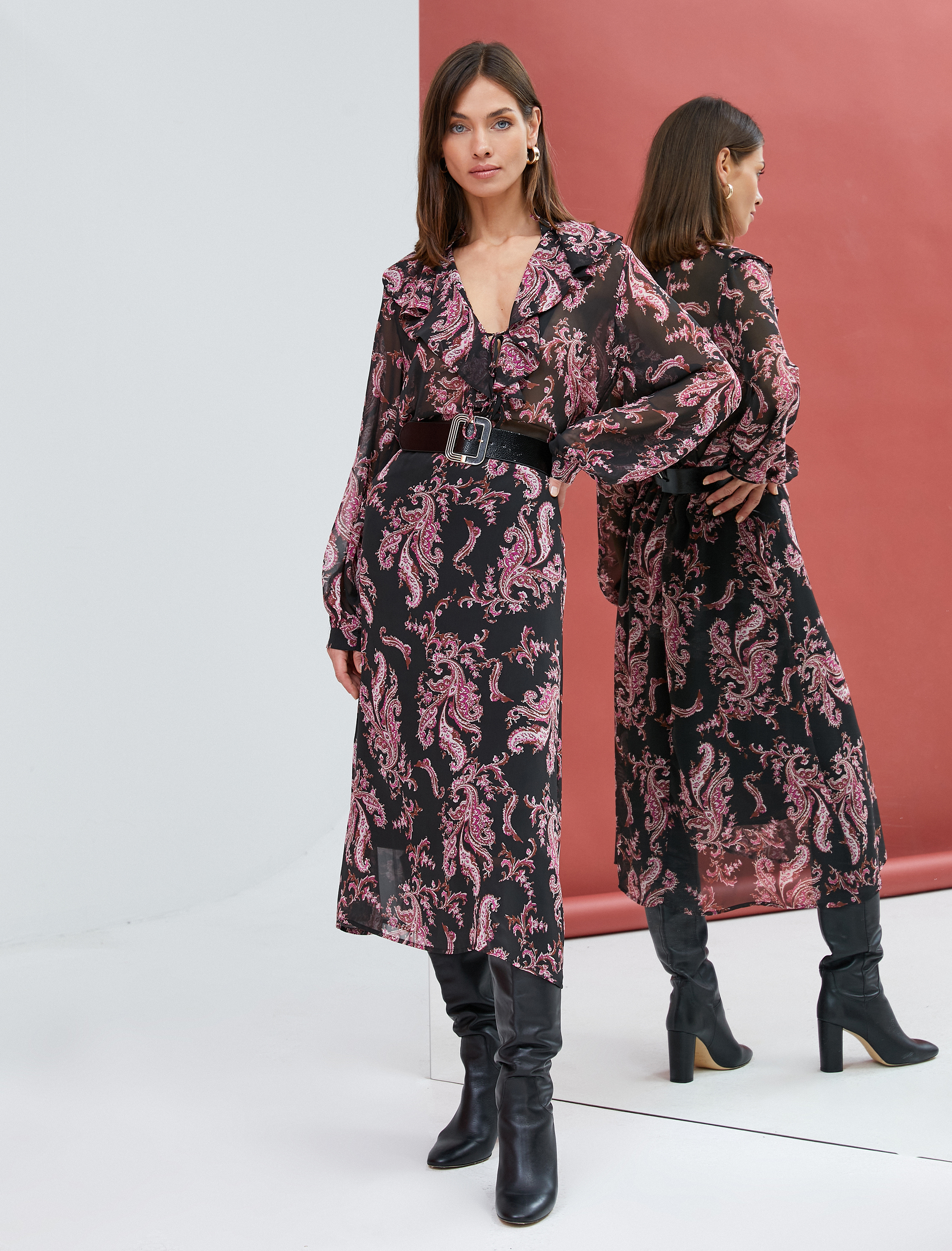   Şifon Bluz Fırfırlı Transparan Bağlama Detaylı Uzun Kollu