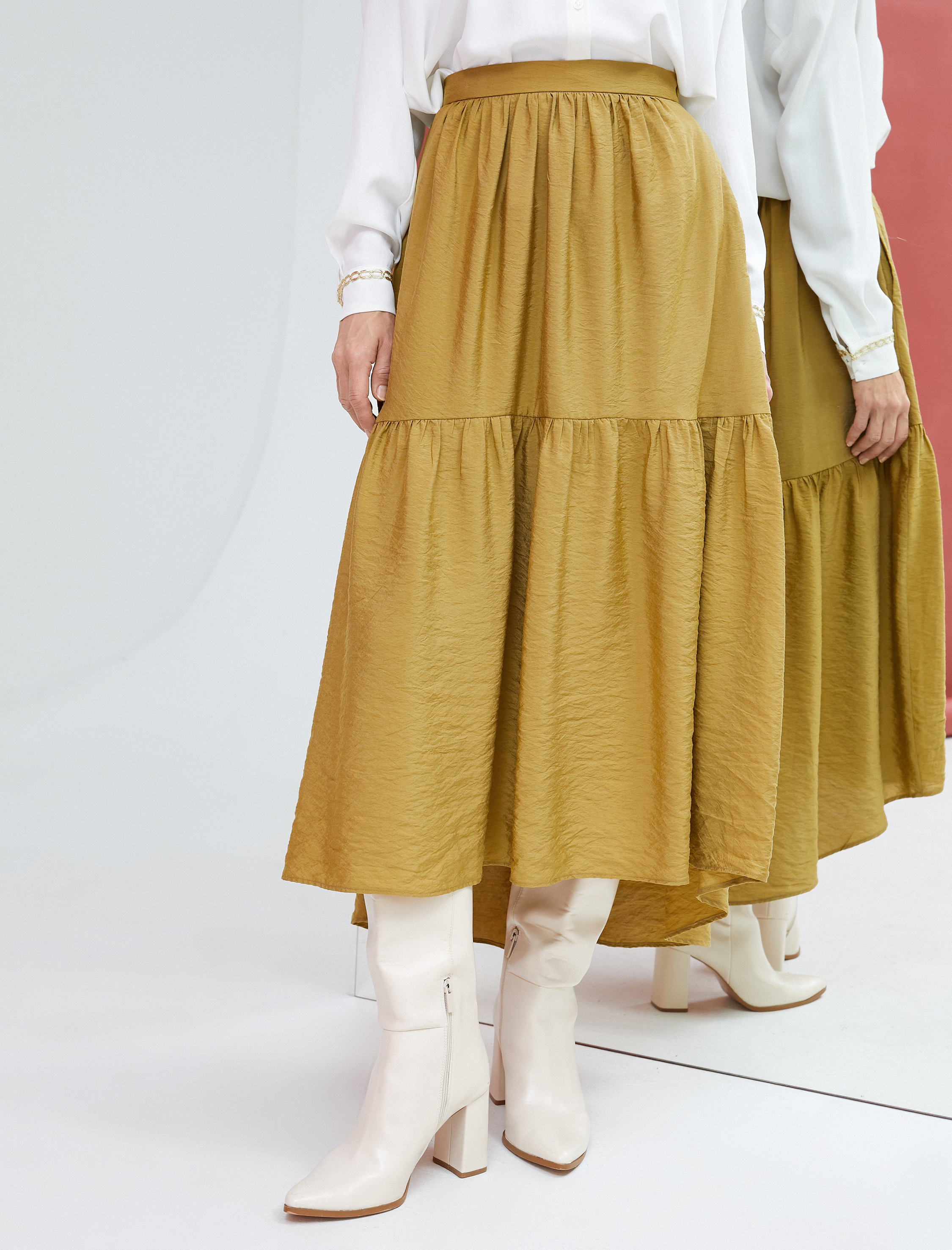   Midi Etek Volanlı Dokulu Asimetrik Kesim