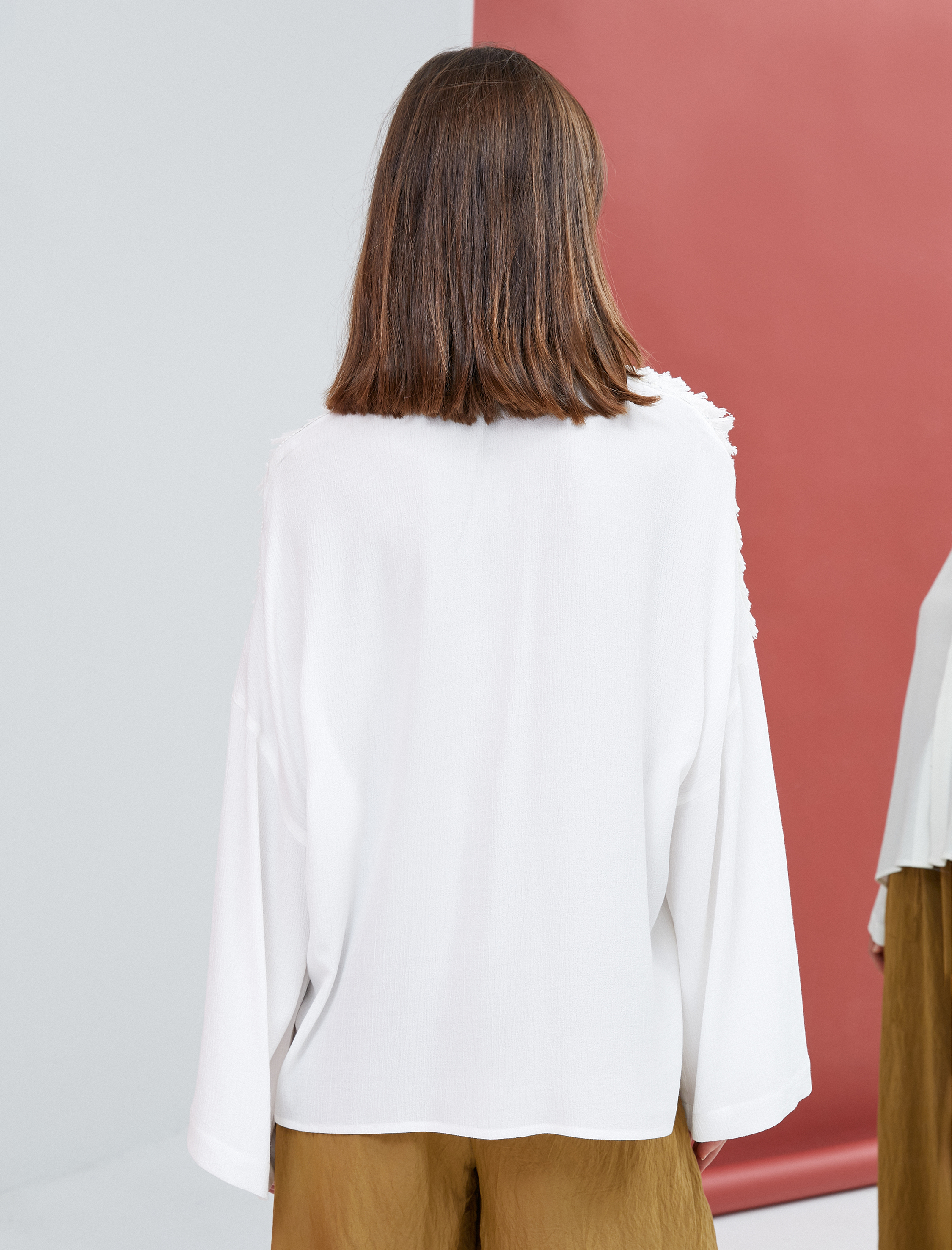   İspanyol Kol Gömlek Yakası Püskül Detaylı Düğmeli