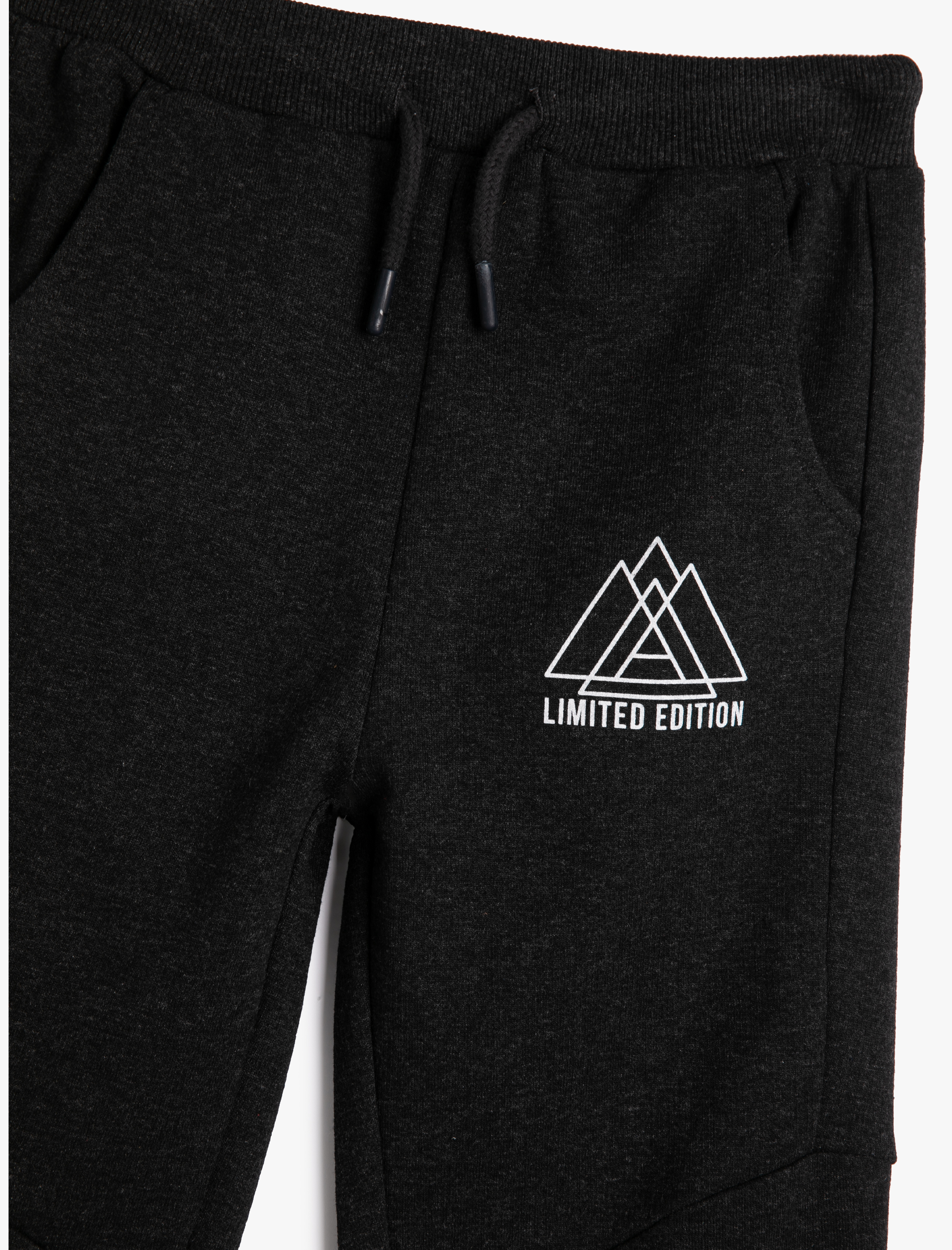  Erkek Çocuk Jogger Eşofman Altı Beli Bağlamalı Baskılı Cepli