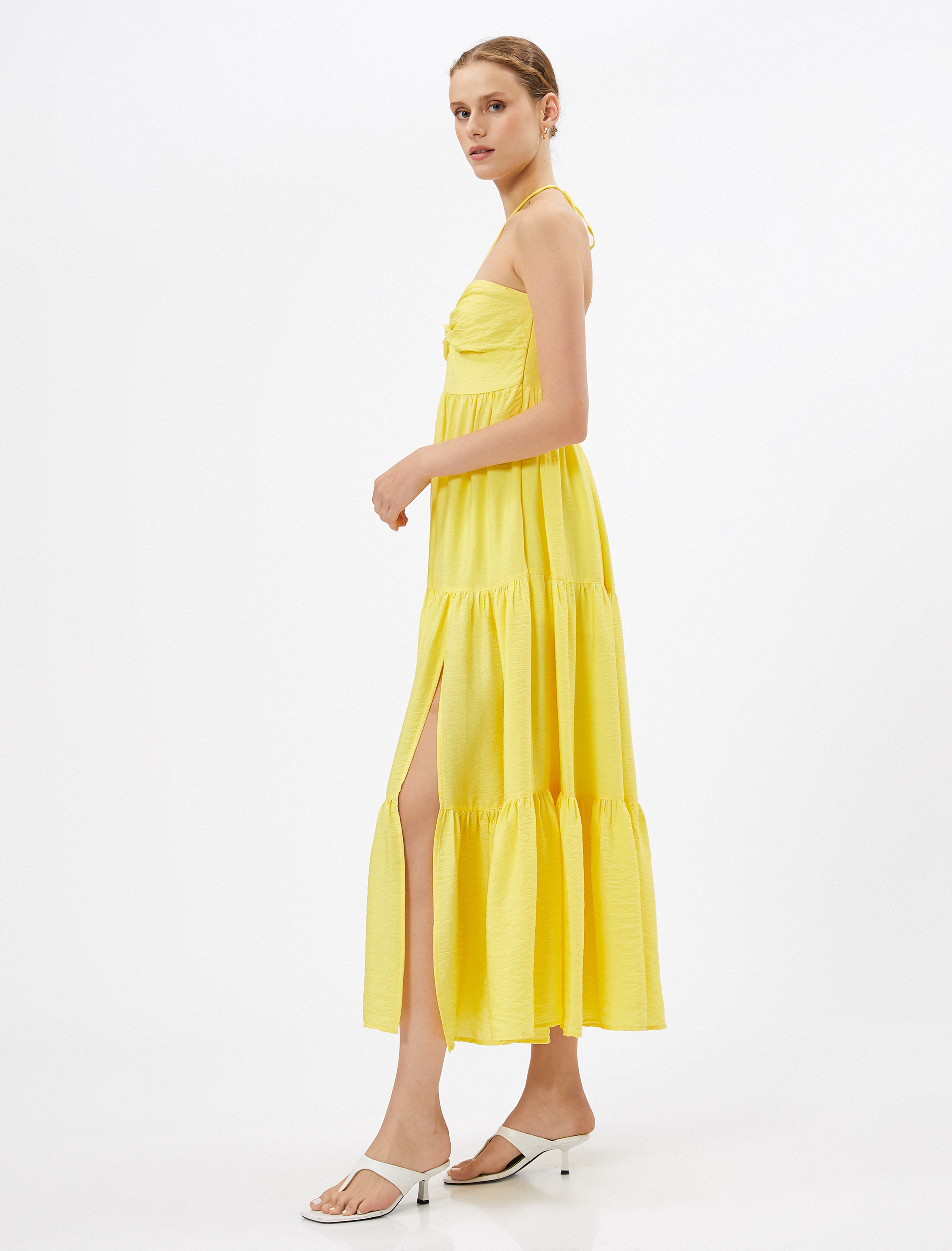 Uzun Elbise Halter Yaka Volanlı Drapeli Viskon Karışımlı