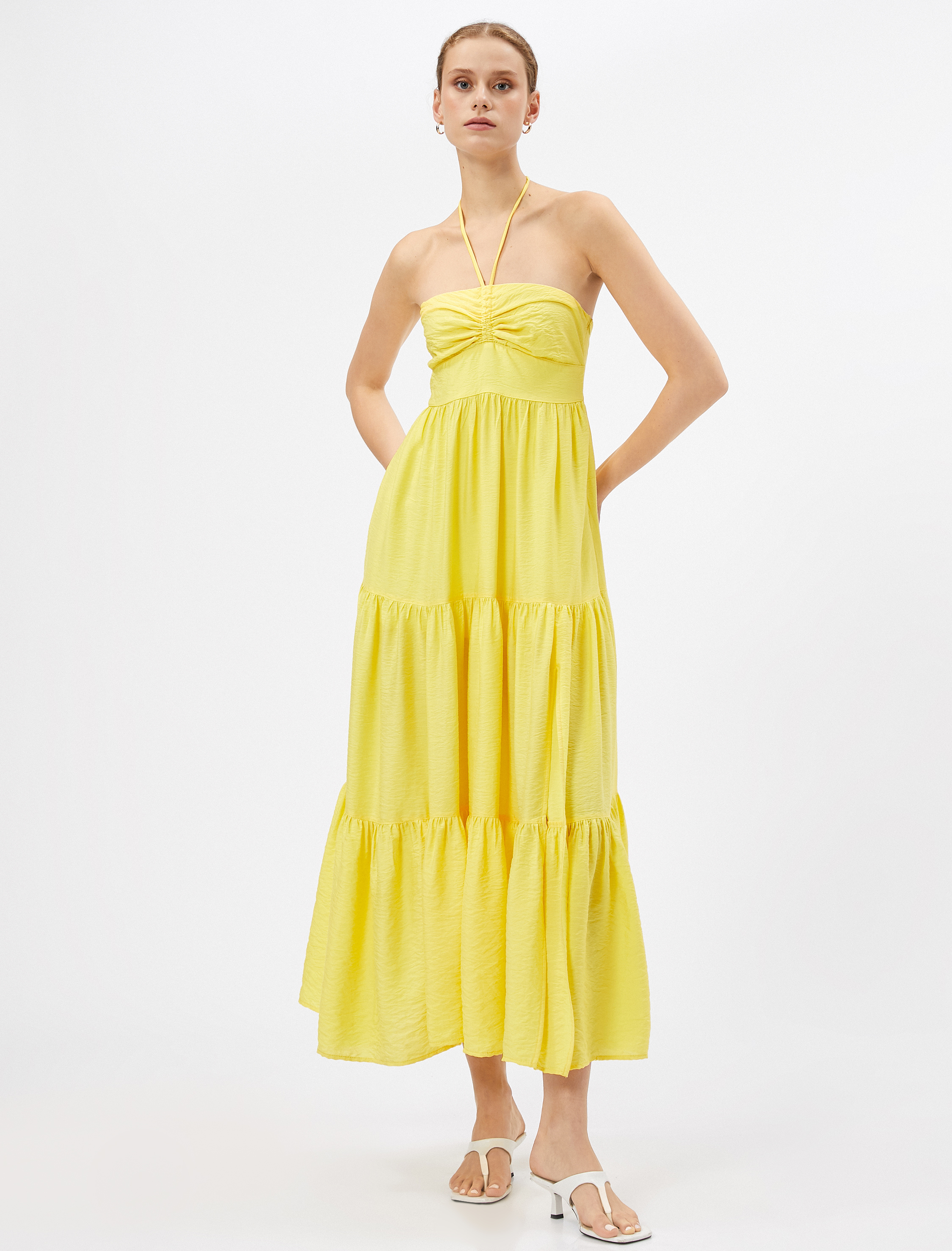 Uzun Elbise Halter Yaka Volanlı Drapeli Viskon Karışımlı