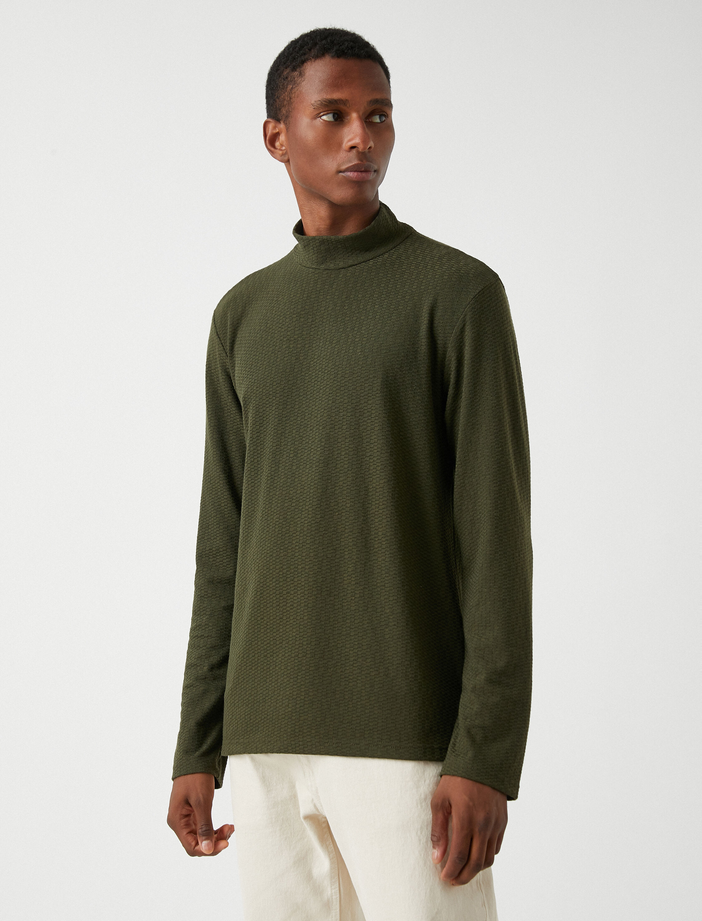   Basic Kazak Yarım Balıkçı Yaka