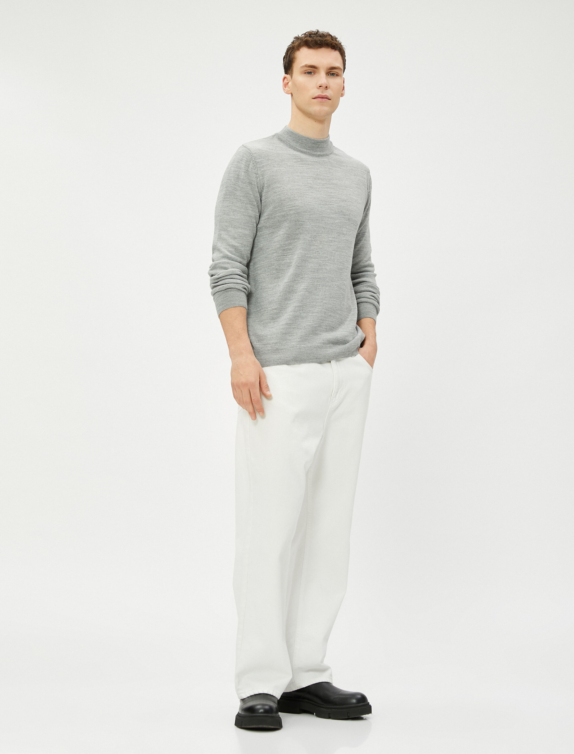   Akrilik Triko Kazak Yarım Balıkçı Yaka