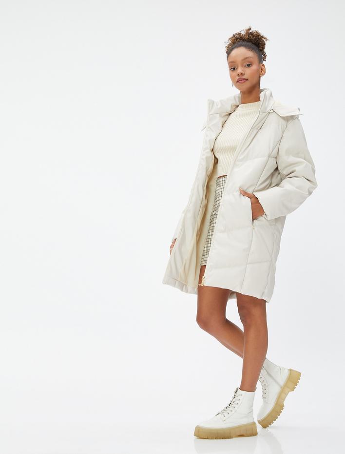  Uzun Şişme Mont Deri Görünümlü Kapüşonlu Fermuarlı