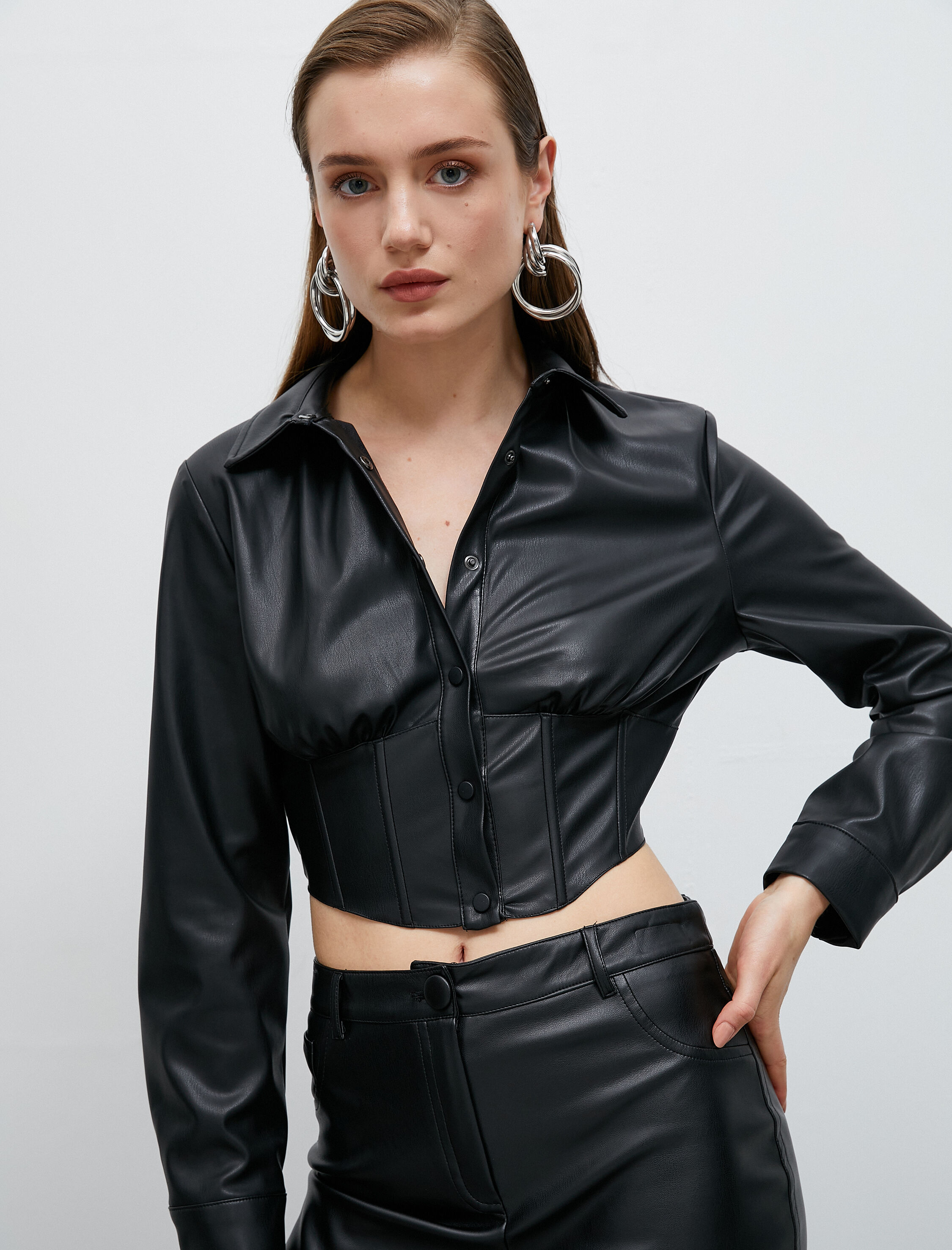   Suni Deri Crop Gömlek Korse Detaylı