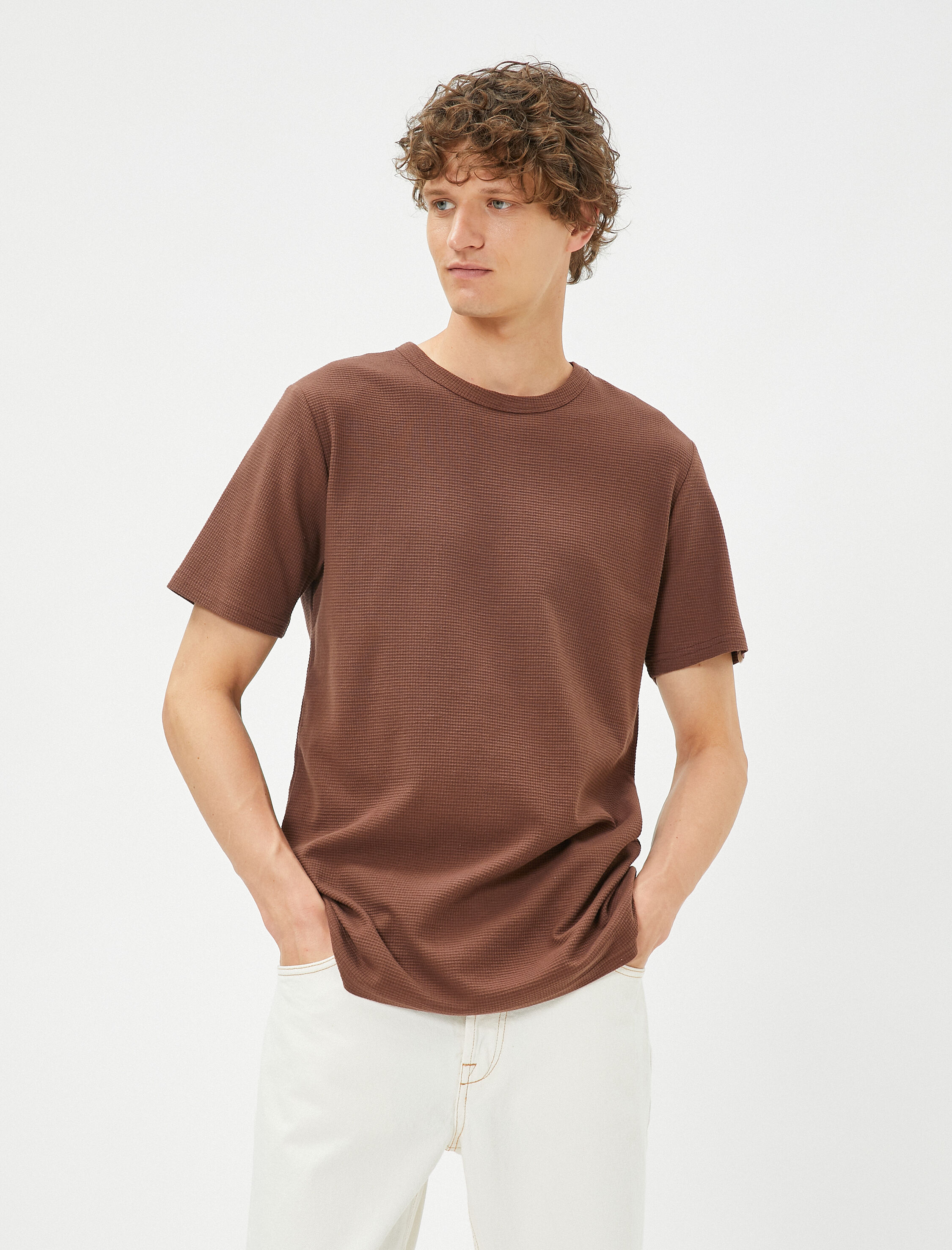   Basic Tişört Dokulu Bisiklet Yaka Kısa Kollu Pamuklu