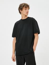 Basic Oversize Tişört Bisiklet Yaka Dikiş Detaylı Pamuklu