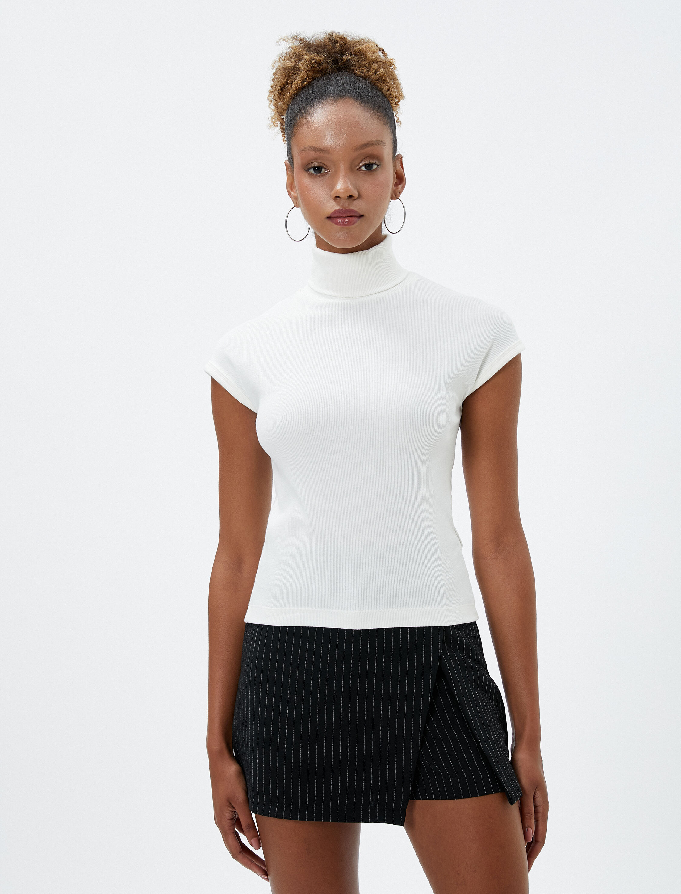   Balıkçı Yaka Basic Tişört Kısa Kollu Ribanalı Pamuklu