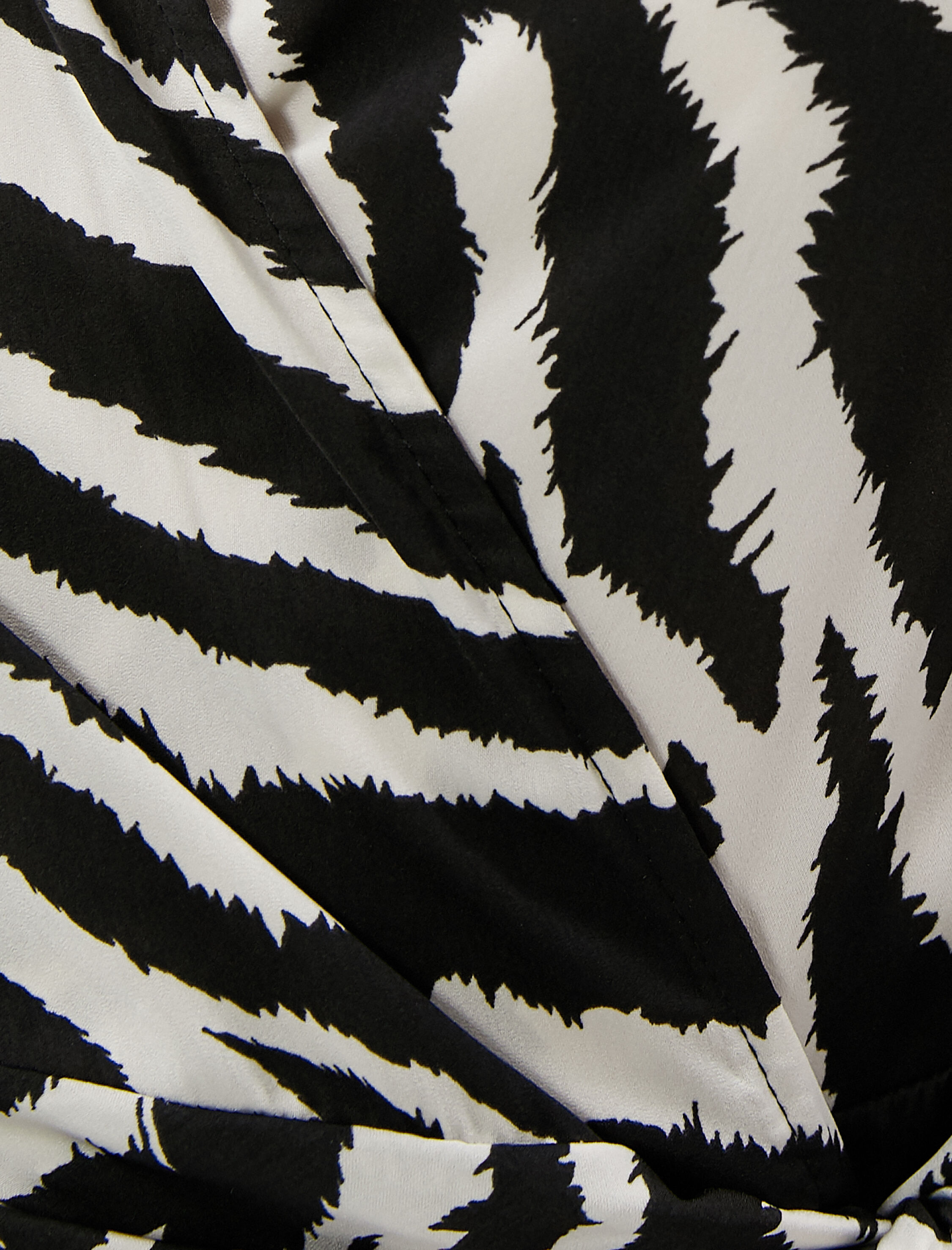   Zebra Desenli Elbise Mini Anvelop Uzun Kollu V Yaka