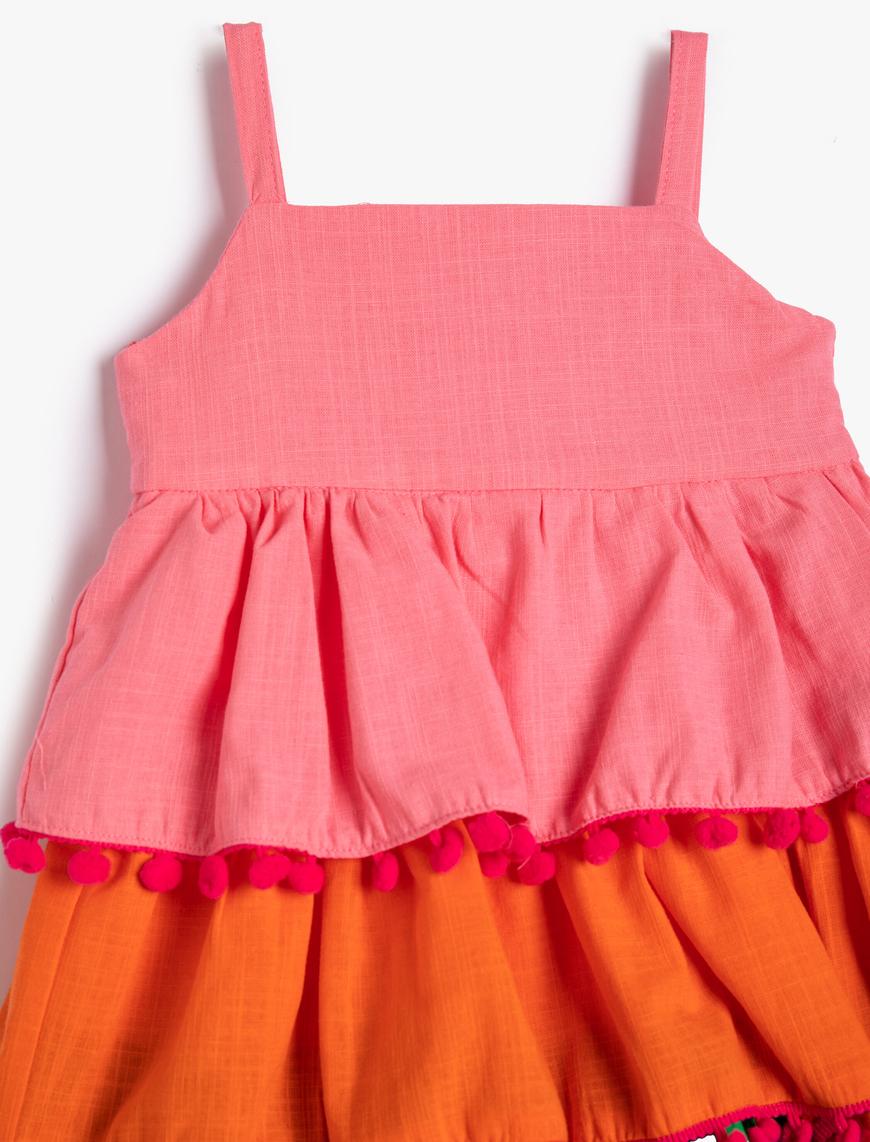  Kız Bebek Elbise Renk Bloklu Katlı Askılı Ponpon Detaylı Pamuklu