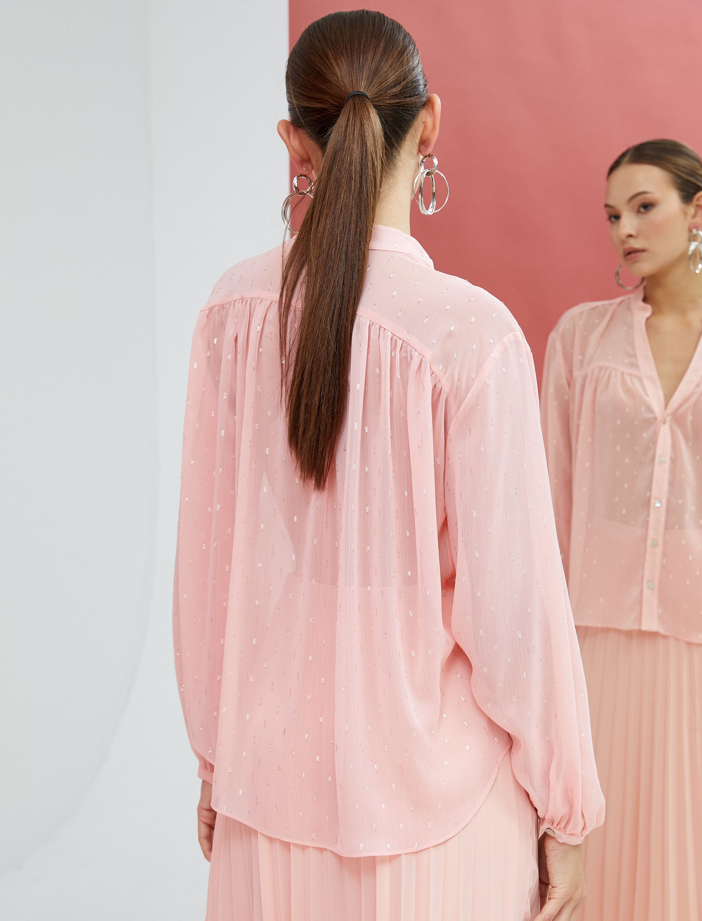   Şifon Gömlek Hakim Yaka Sim Detaylı Düğmeli Uzun Kollu