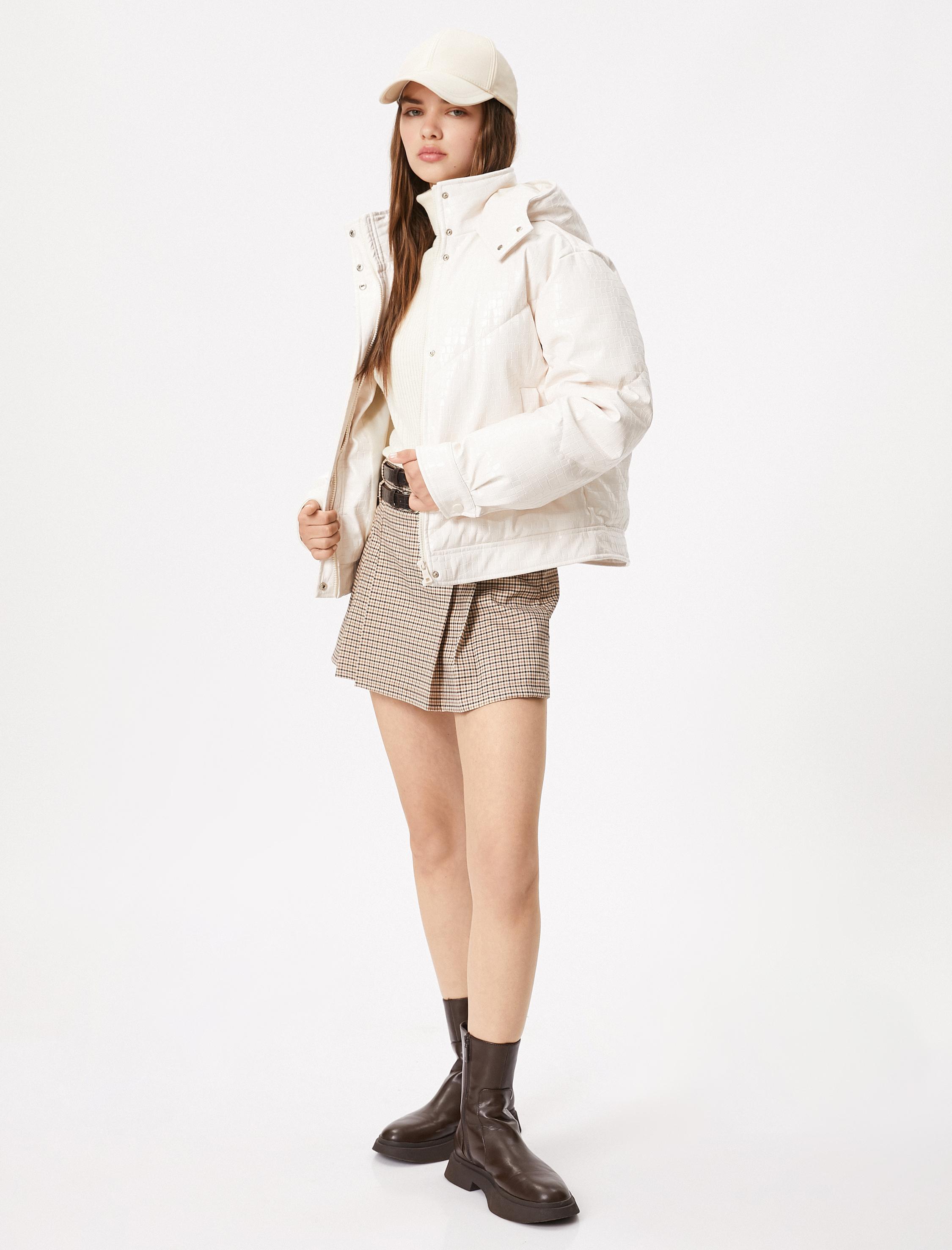   Mont Krokodil Suni Deri Görünümlü Kapüşonlu Cepli Dik Yaka